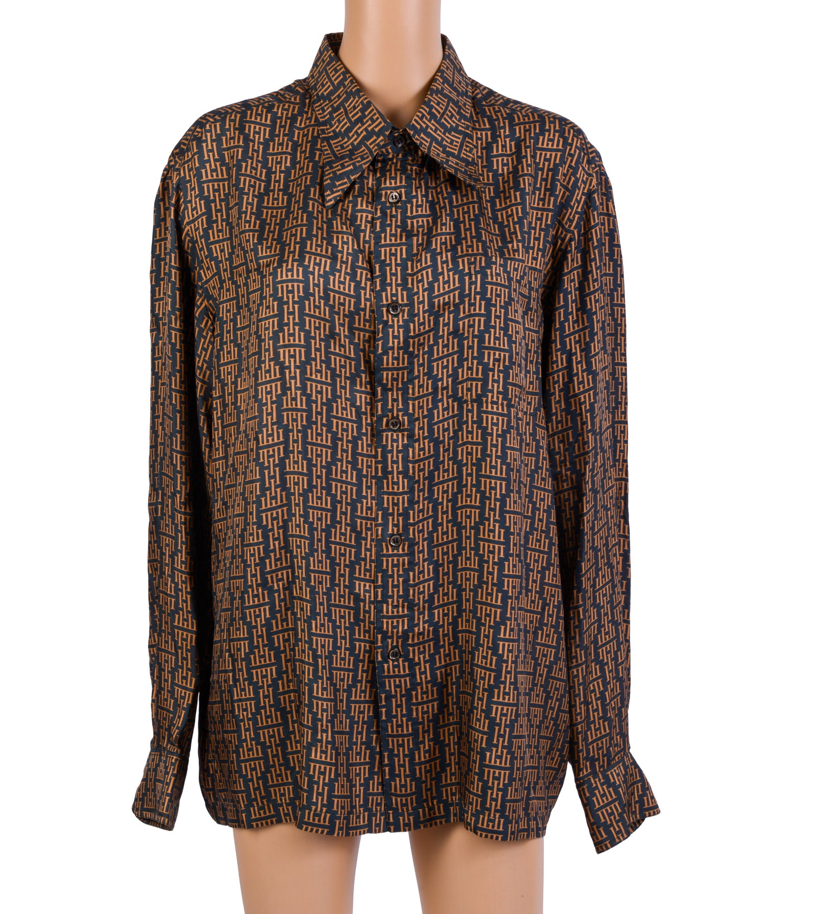 Hermes Men's Silk Shirt.: Size L. Good condition.