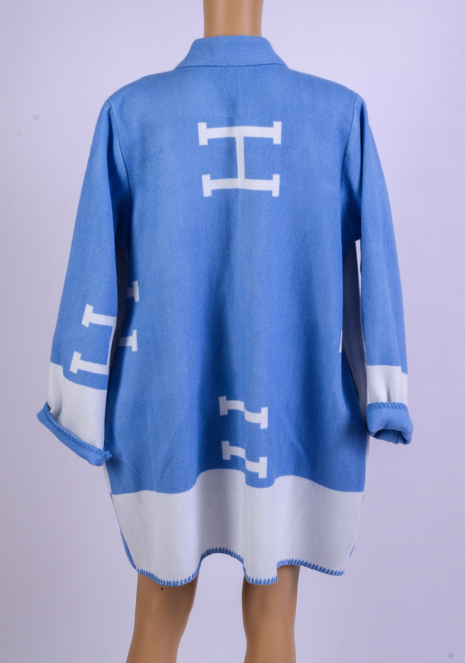 Connie Roberson Jacket, Size M. - 3