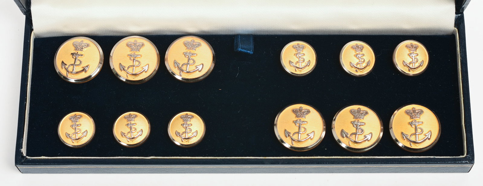 Twelve Holland and Sherry Anchor Buttons. (1 of 4)