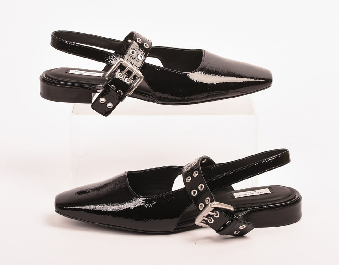 Gucci Logo Slides, Size 38.5. - 4