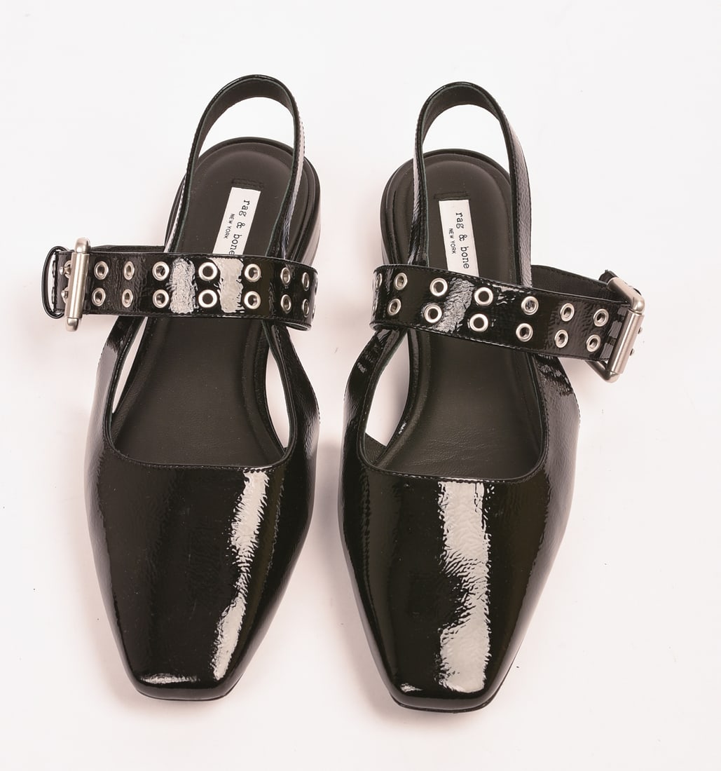 Gucci Logo Slides, Size 38.5. - 5