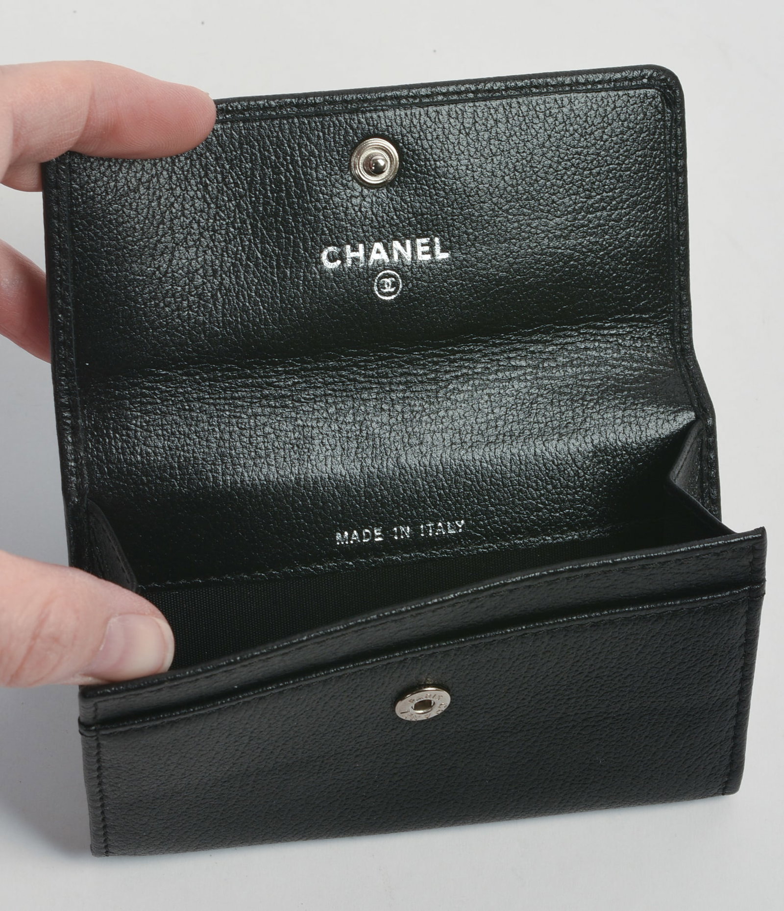 Chanel Leather Wallet. - 3