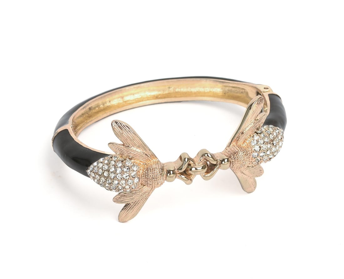 Rhinestone Bumblebee Bangle Bracelet. (1 of 3)