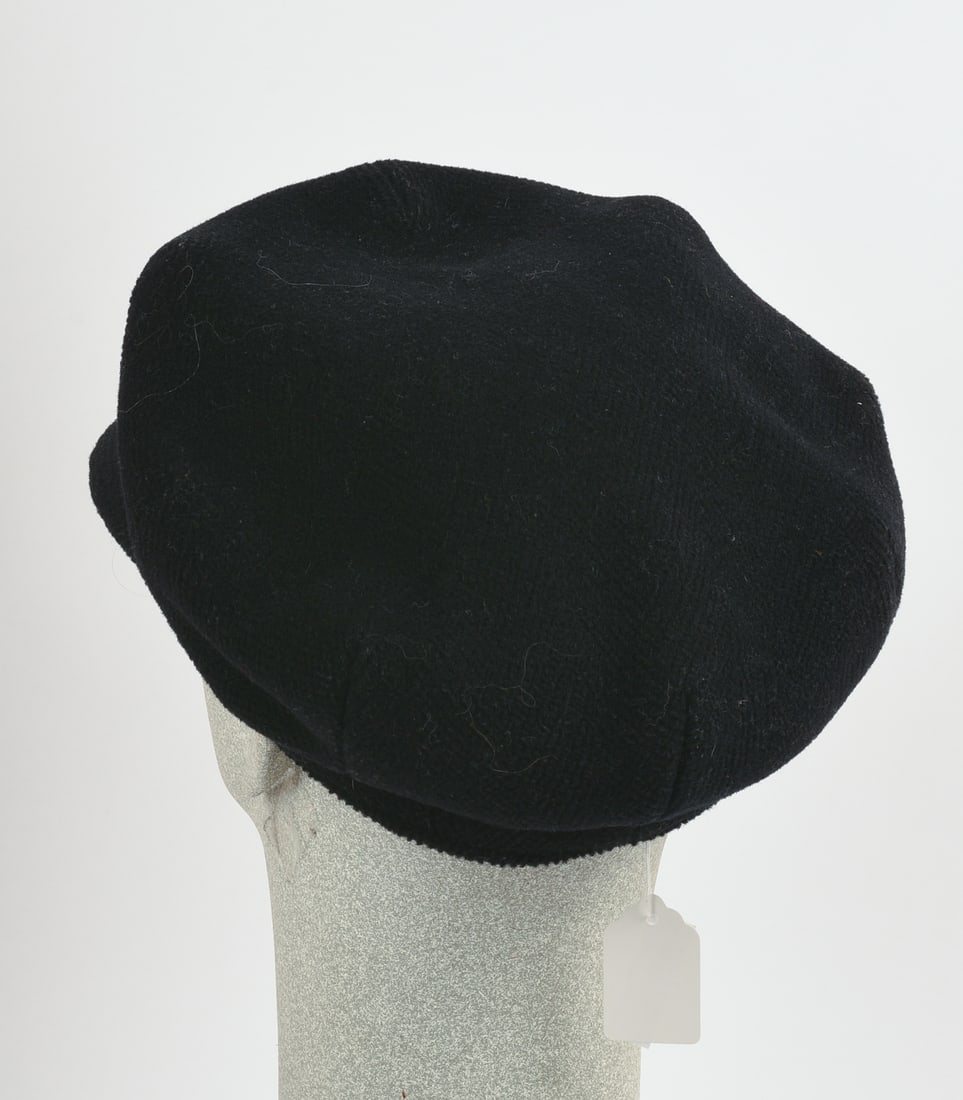 Burberry Cap, Size M. - 3