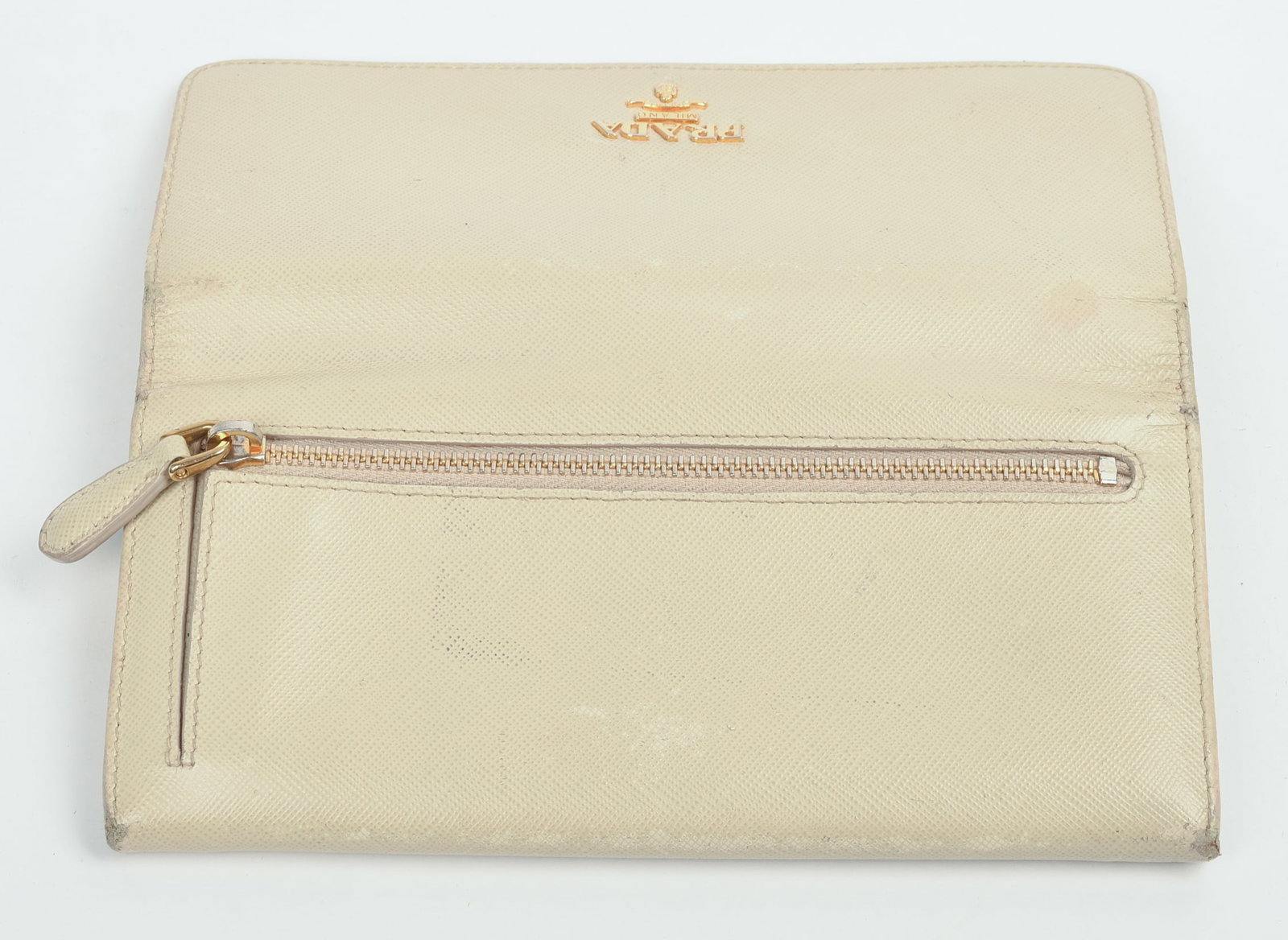 Prada Double Snap Wallet. - 4