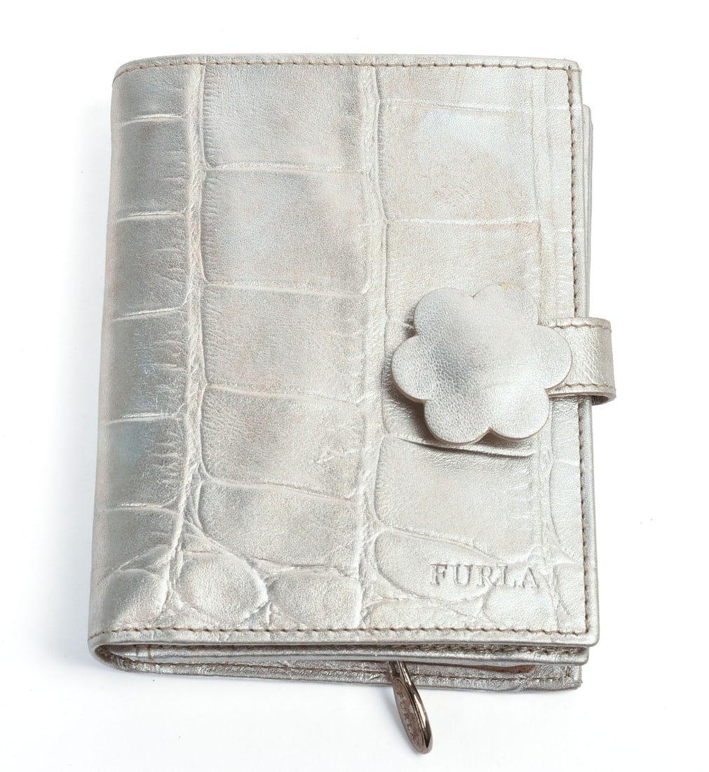 Furla Silver Crocodile Wallet.: 4.5 x 4 inches.