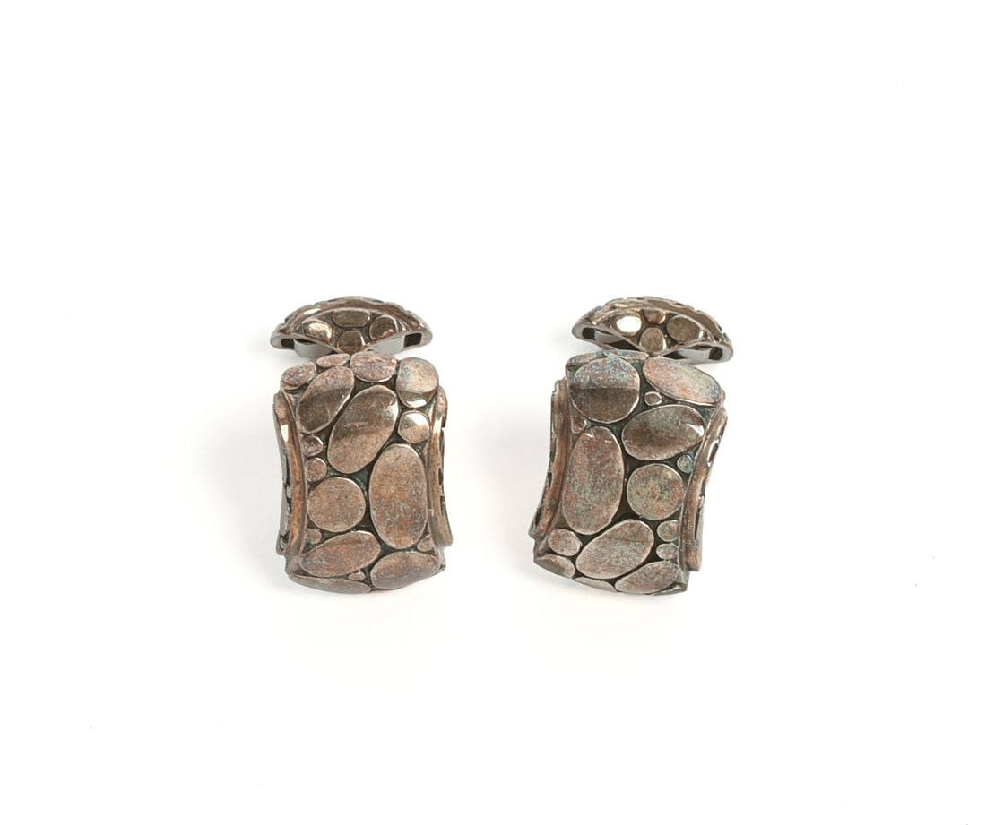 John Hardy Sterling Silver Cufflinks.: Length 1 inch.