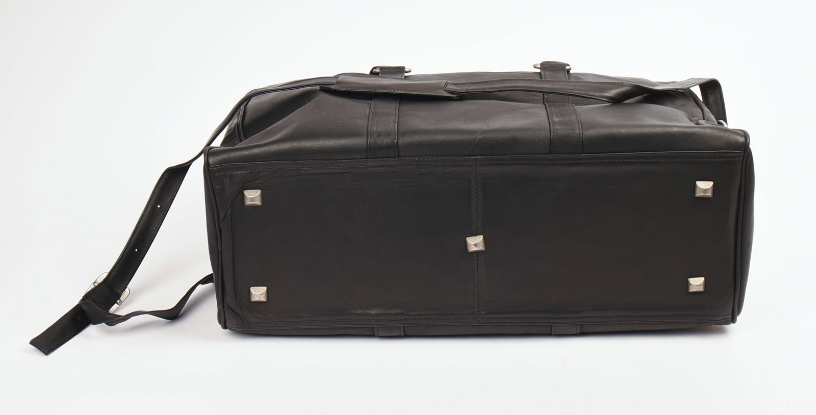 Latico Leather Duffle Bag. - 6