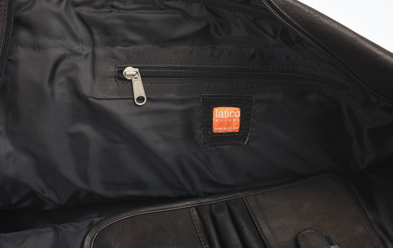 Latico Leather Duffle Bag. - 8