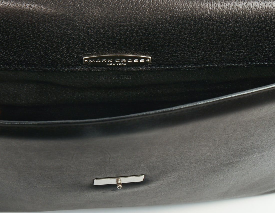 Mark Cross Leather Folio. - 4