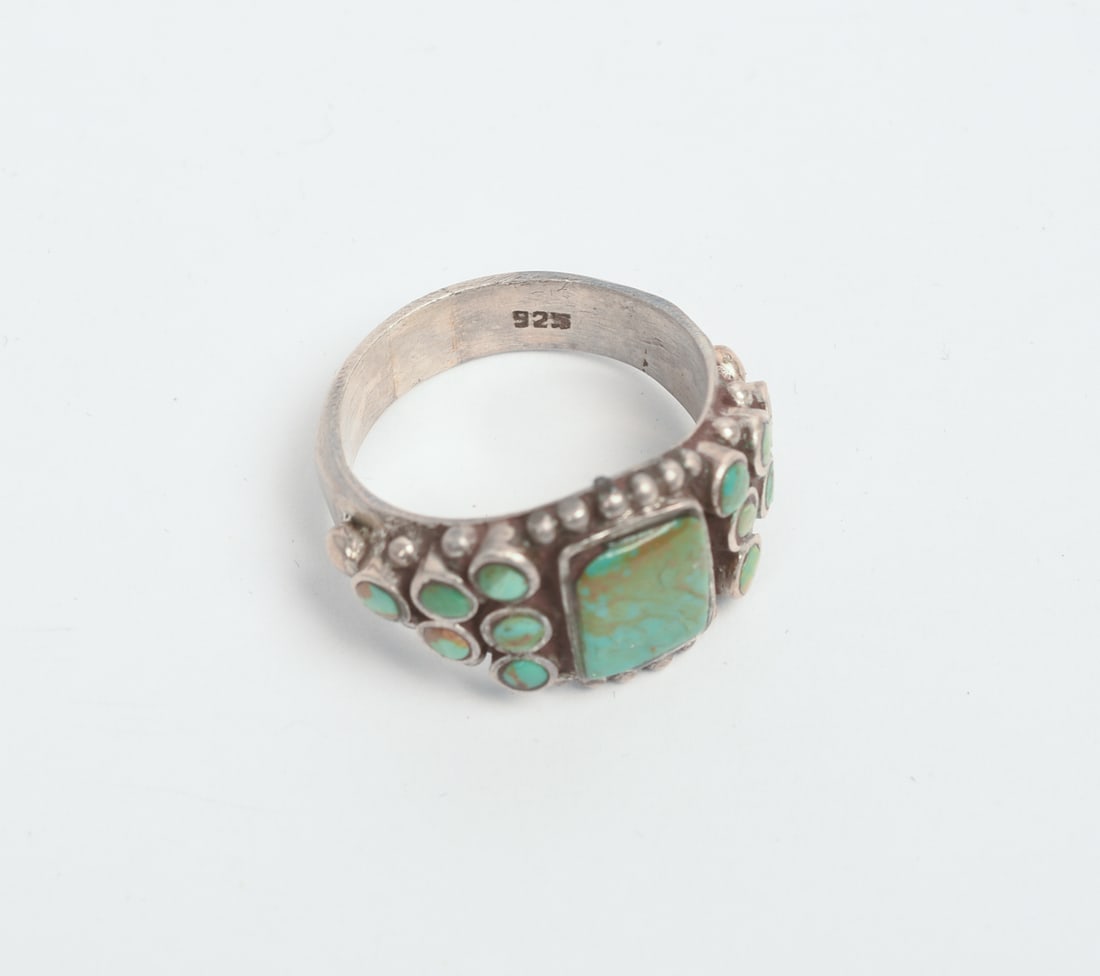 25 Turquoise and Other Sterling Silver Rings. - 8