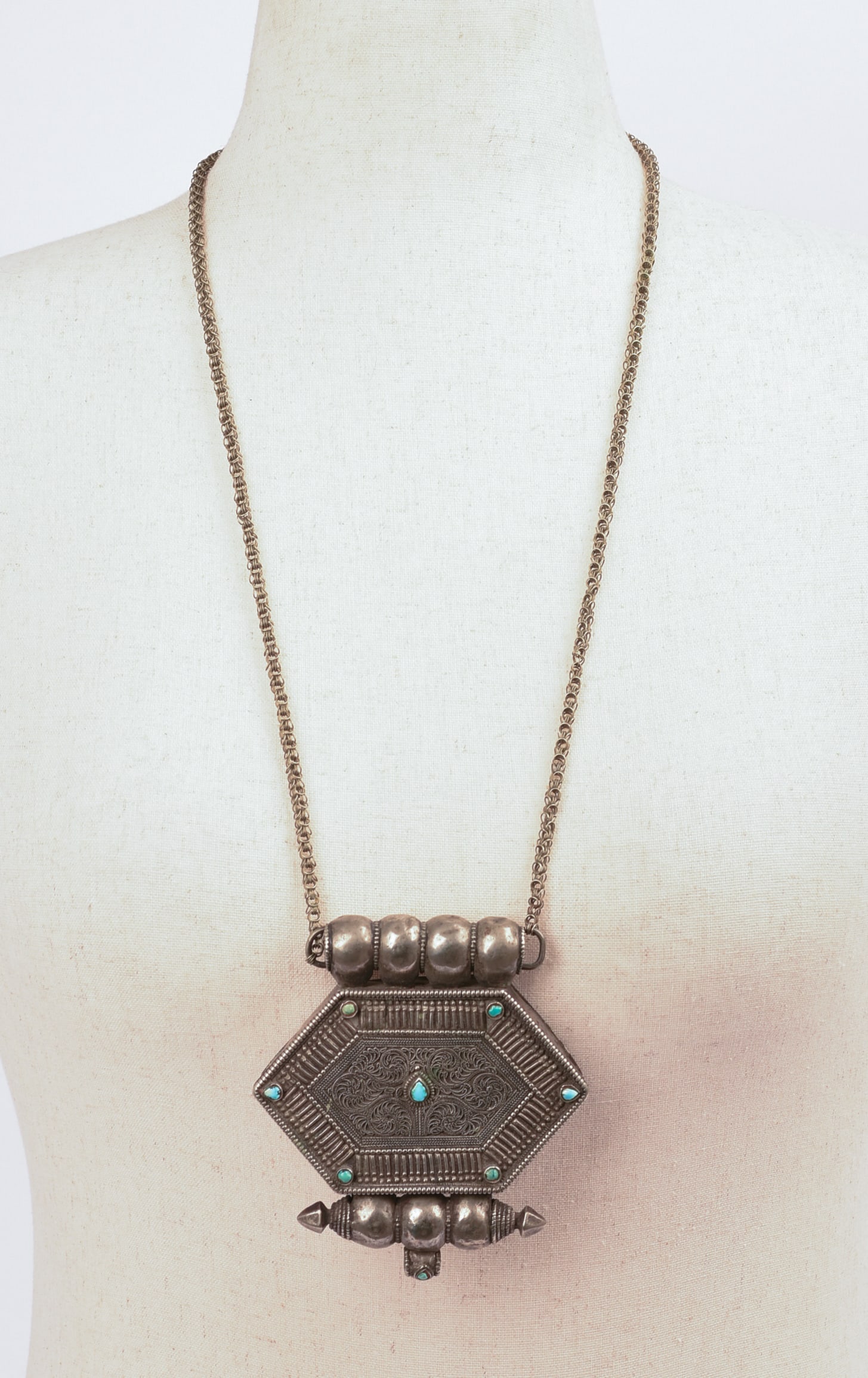 Tibetan Gau Box Pendant Necklace.: Pendant 2 x 2 inches, chain 22 inches.