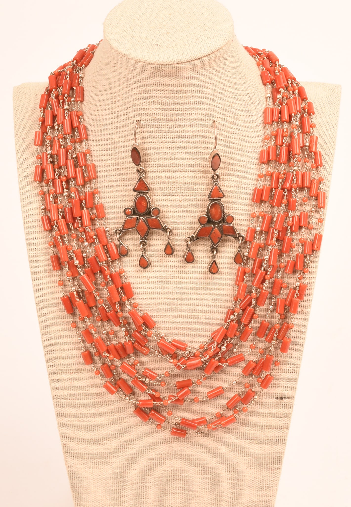 Coral Necklace and Earring Set.: Length of necklace 16 inches. Stand included.