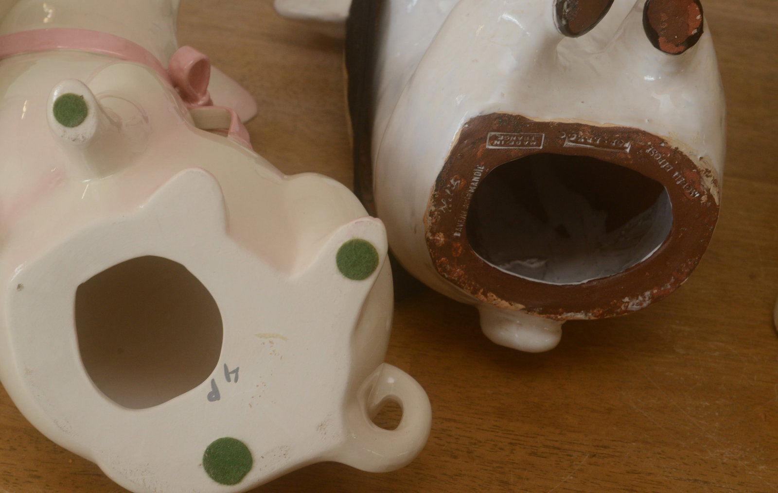 Five Decorative Pigs. - 2