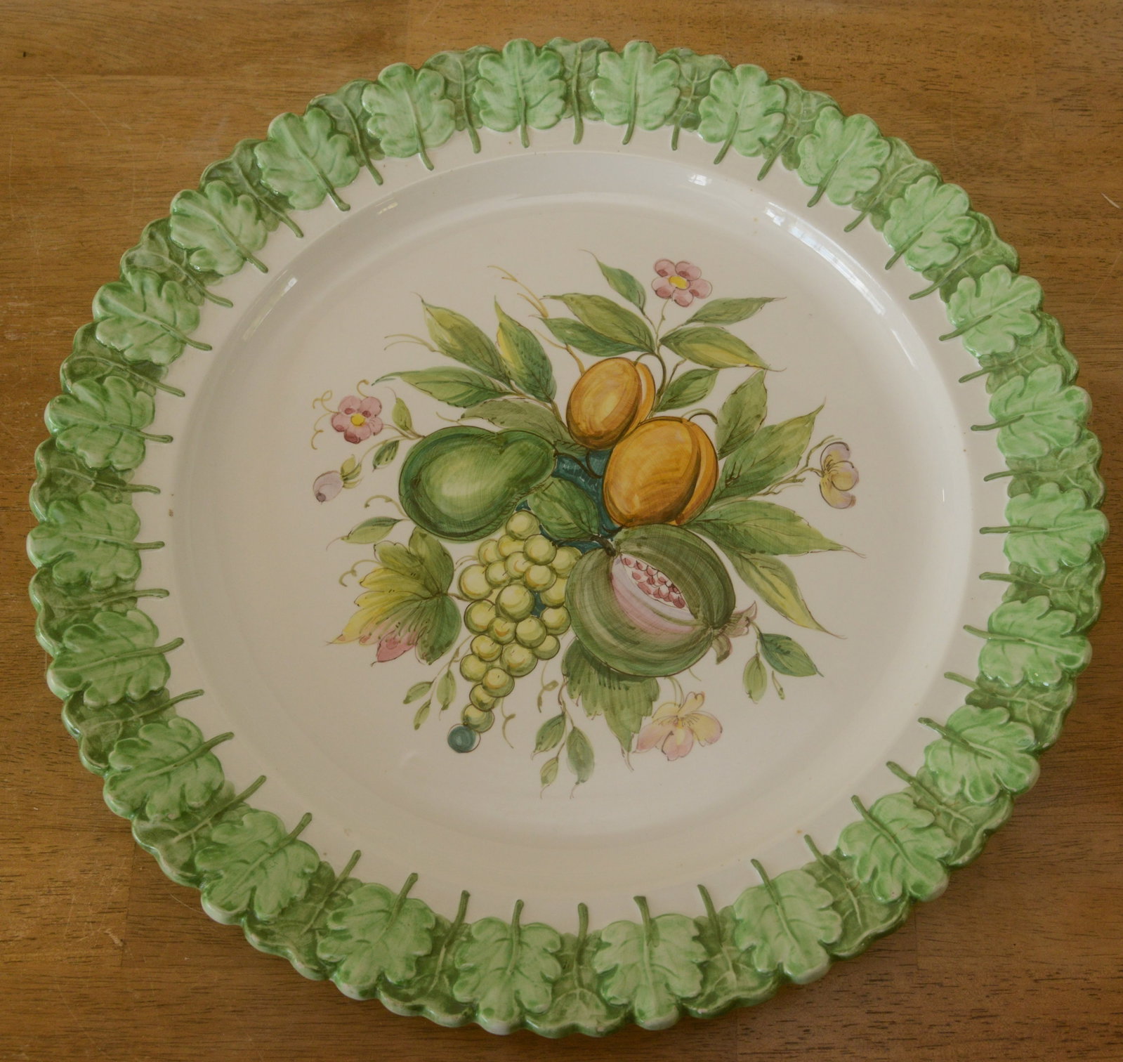 Italian Porcelain Platter.: Diameter 16 inches, very good condition.