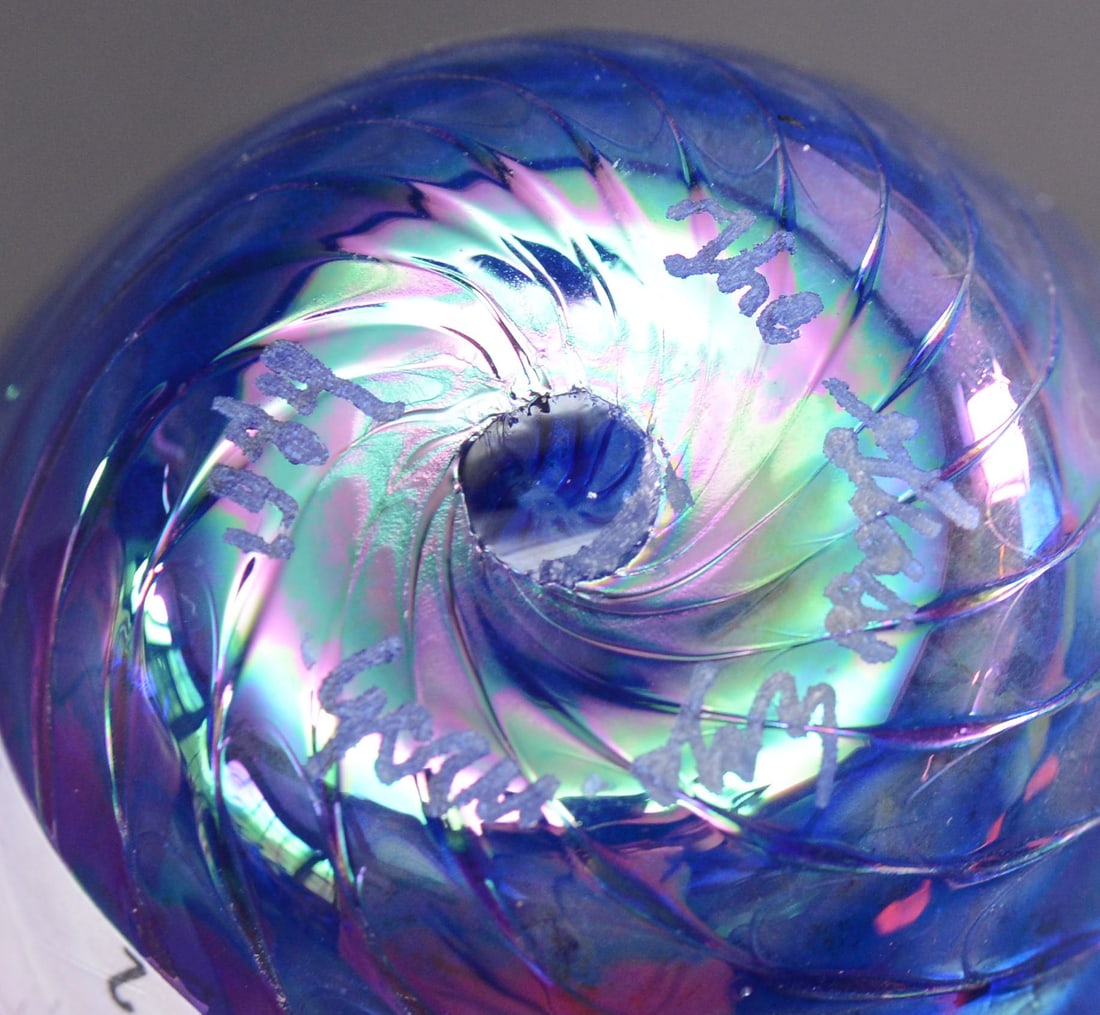 Two Art Glass Vases. - 5