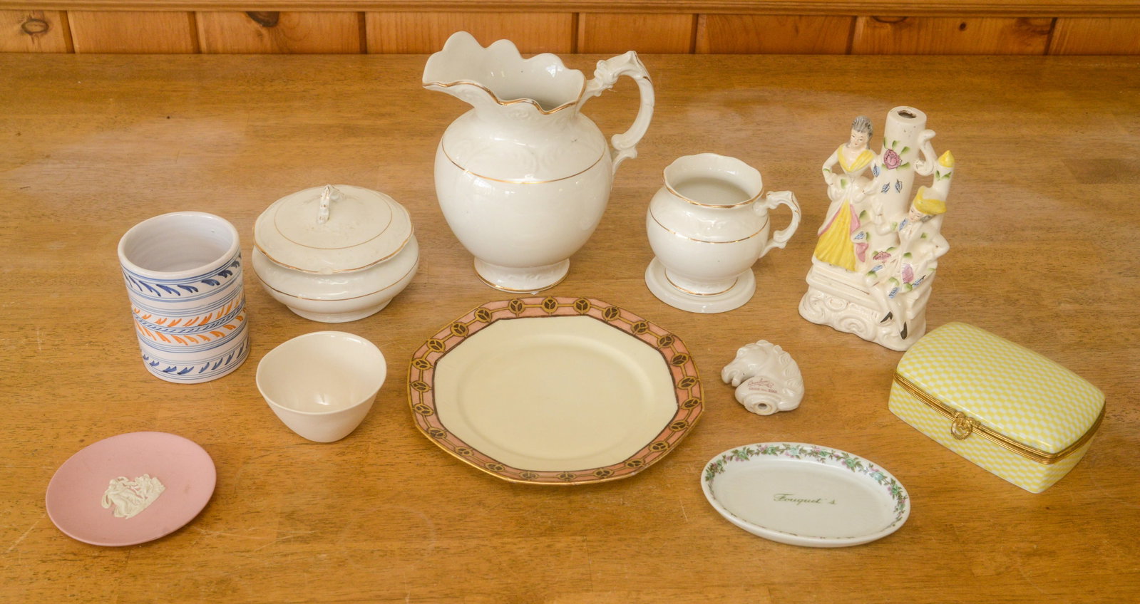 Group of Assorted Ceramics. (1 of 7)
