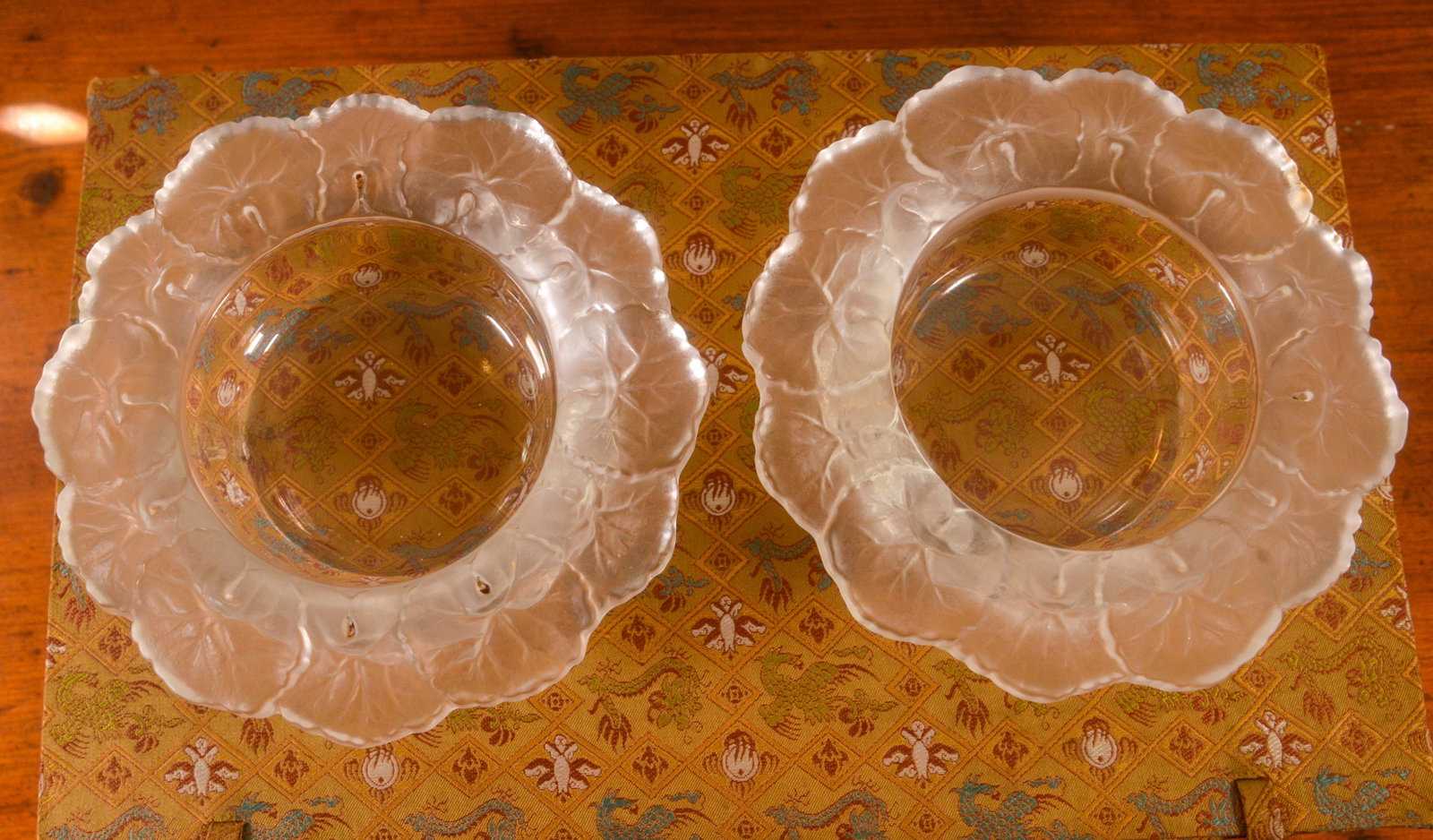 Pair of Art Glass Ashtrays.: Diameter 6 inches. In original box.