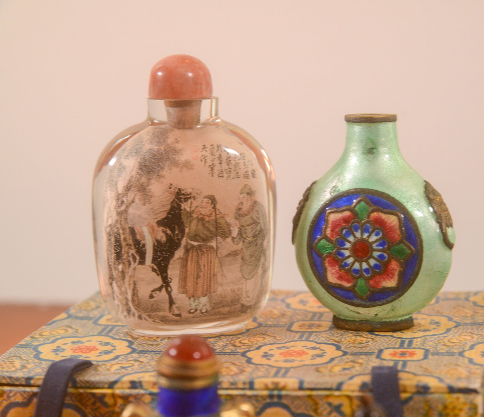 Five Chinese Snuff Bottles. - 3