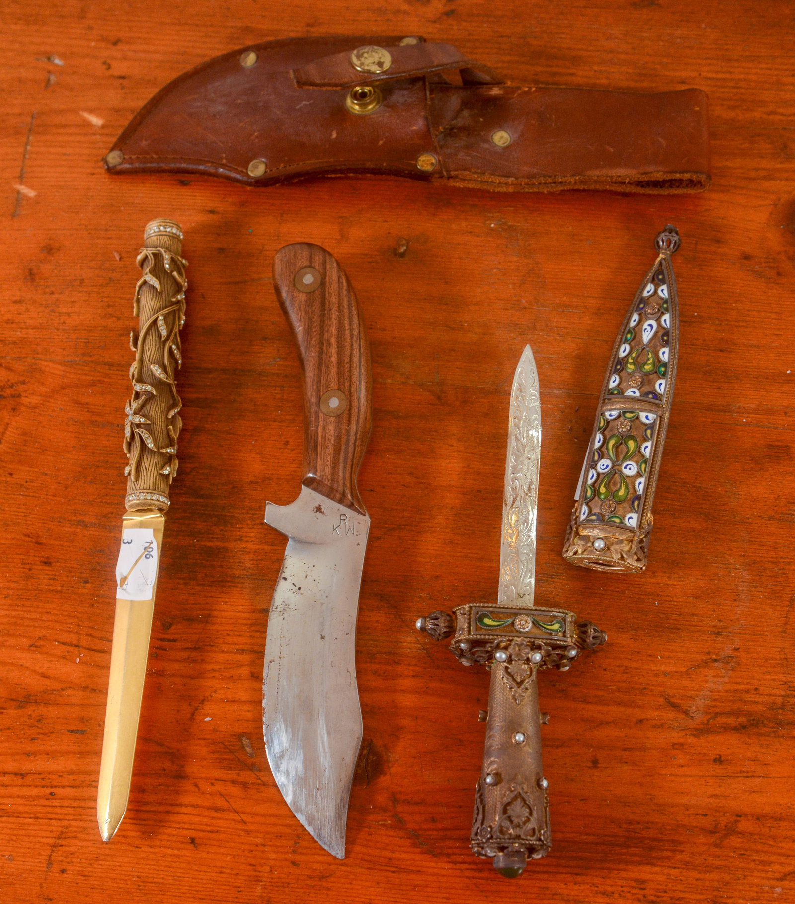 Three Daggers. - 3