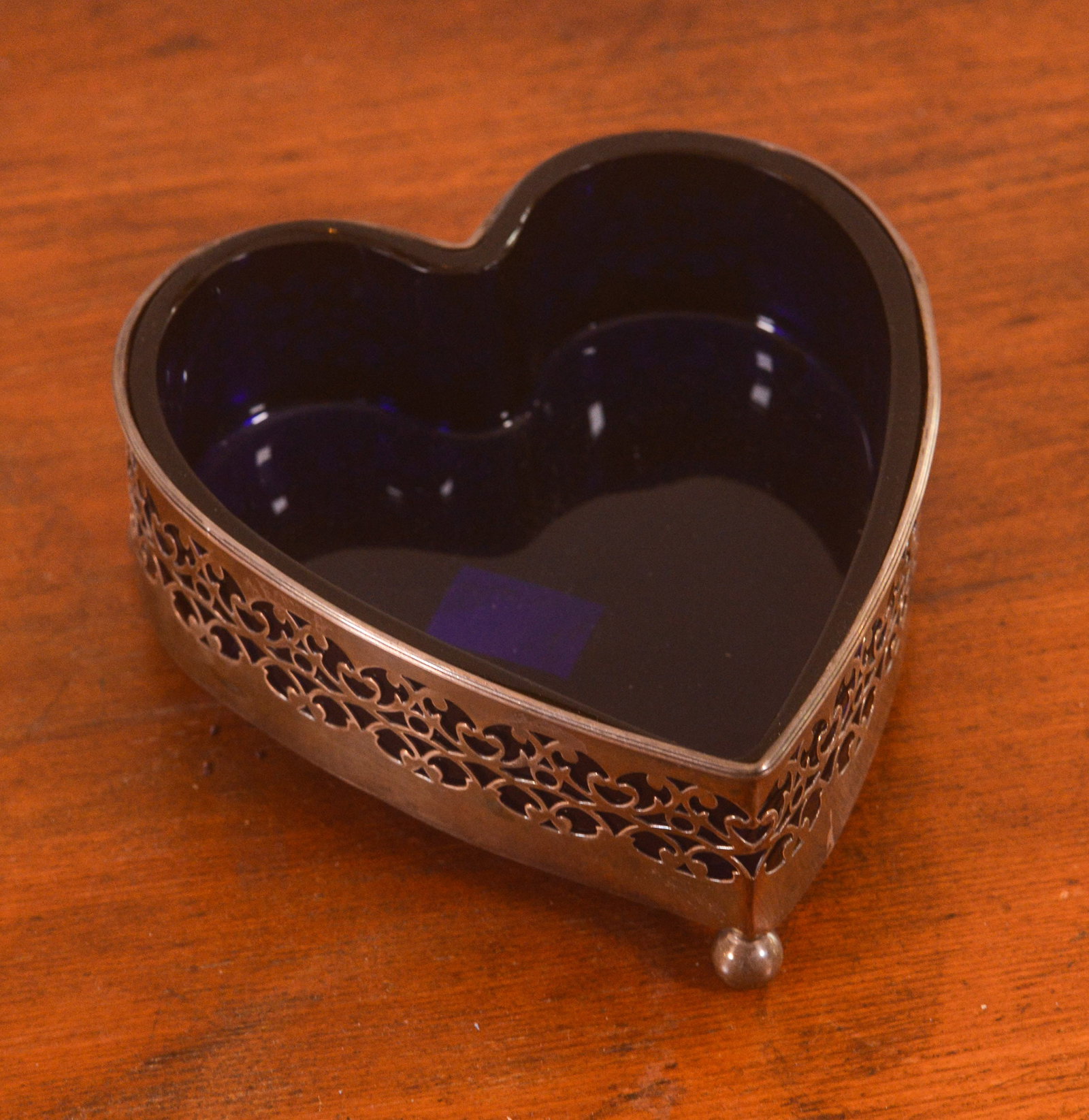Sterling Silver Heart Tray With Cobalt Blue Glass.: 2 x 6 x 5 inches.
