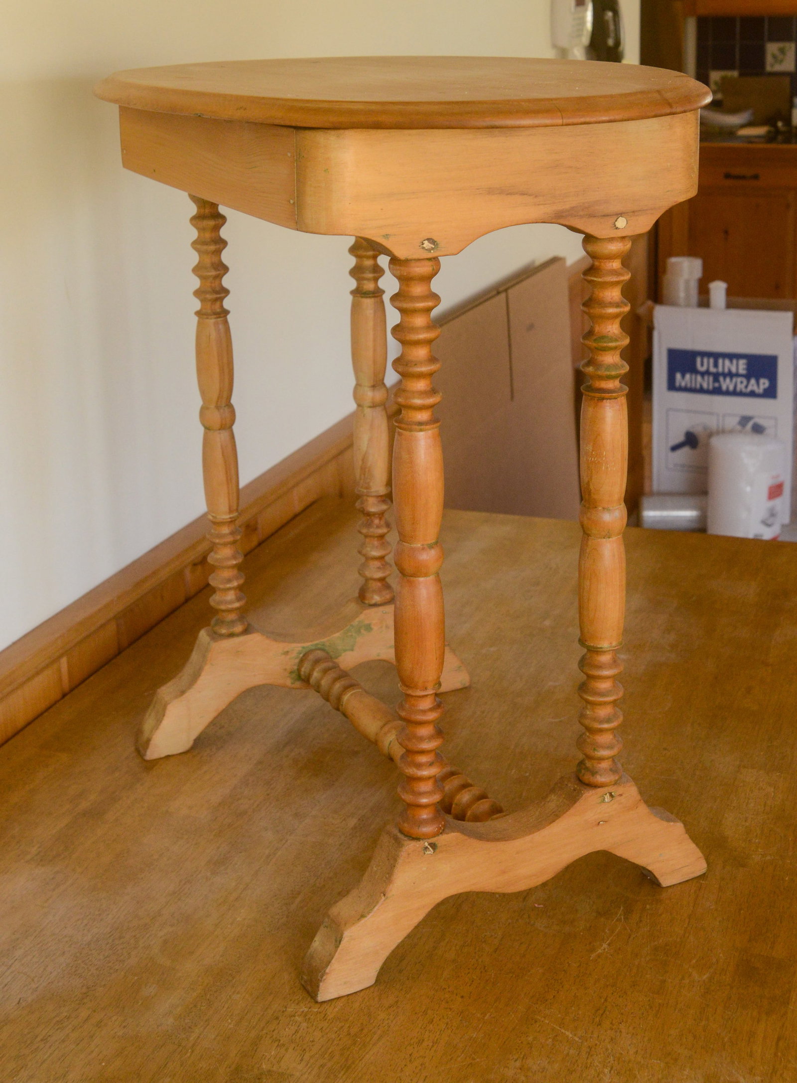 Pine Side Table. - 2
