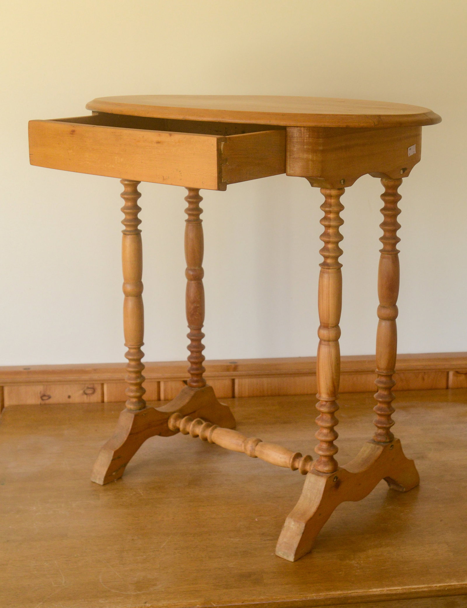 Pine Side Table. - 3