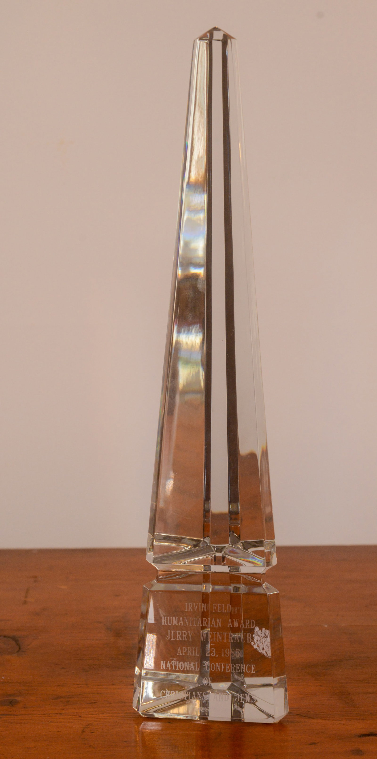 Jerry Weintraub Irvin Feld Humanitarian Award, 1985.: Height 15 inches.