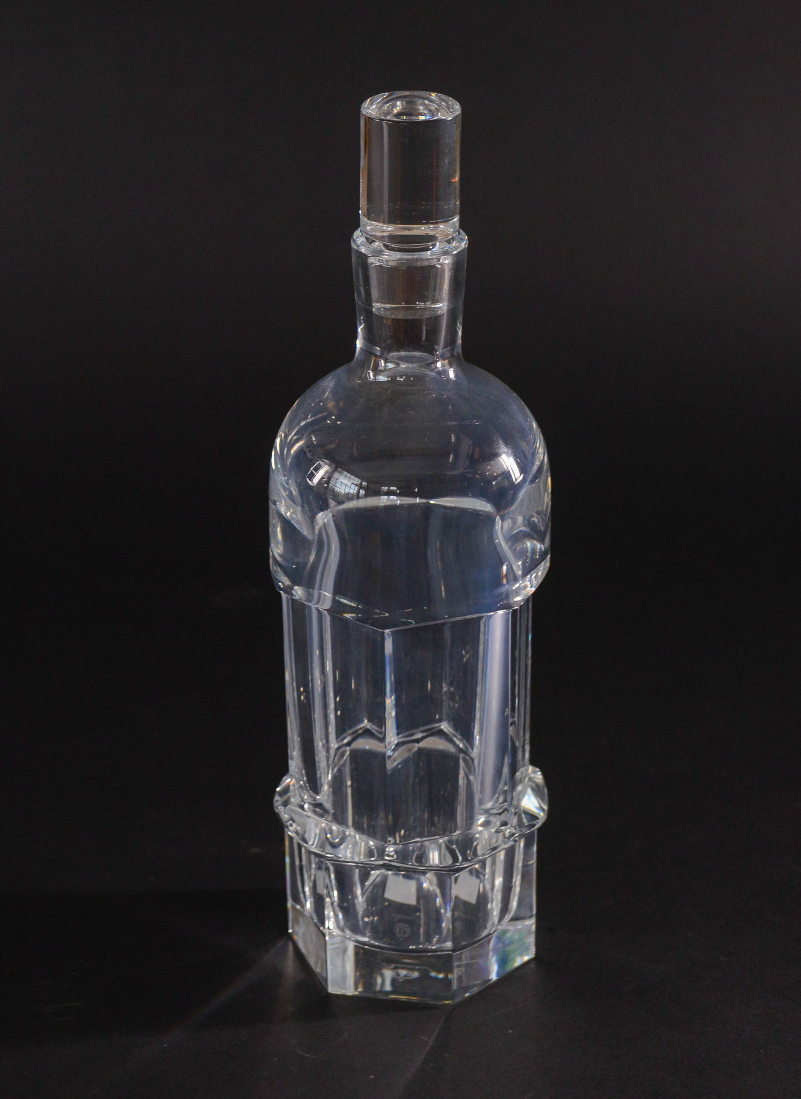 Baccarat Crystal Decanter. (1 of 4)