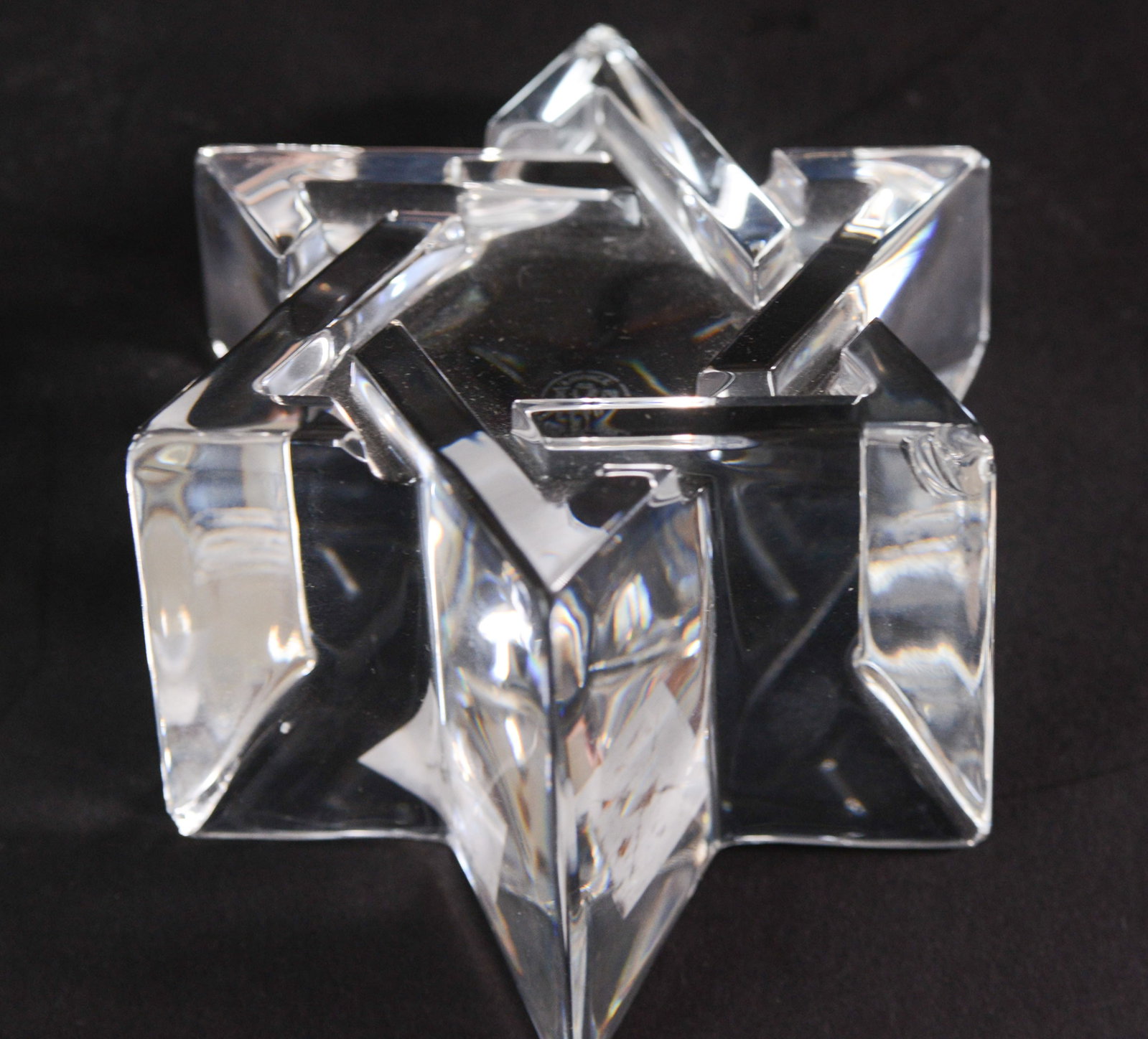 Two Baccarat Crystal Paperweights. - 3
