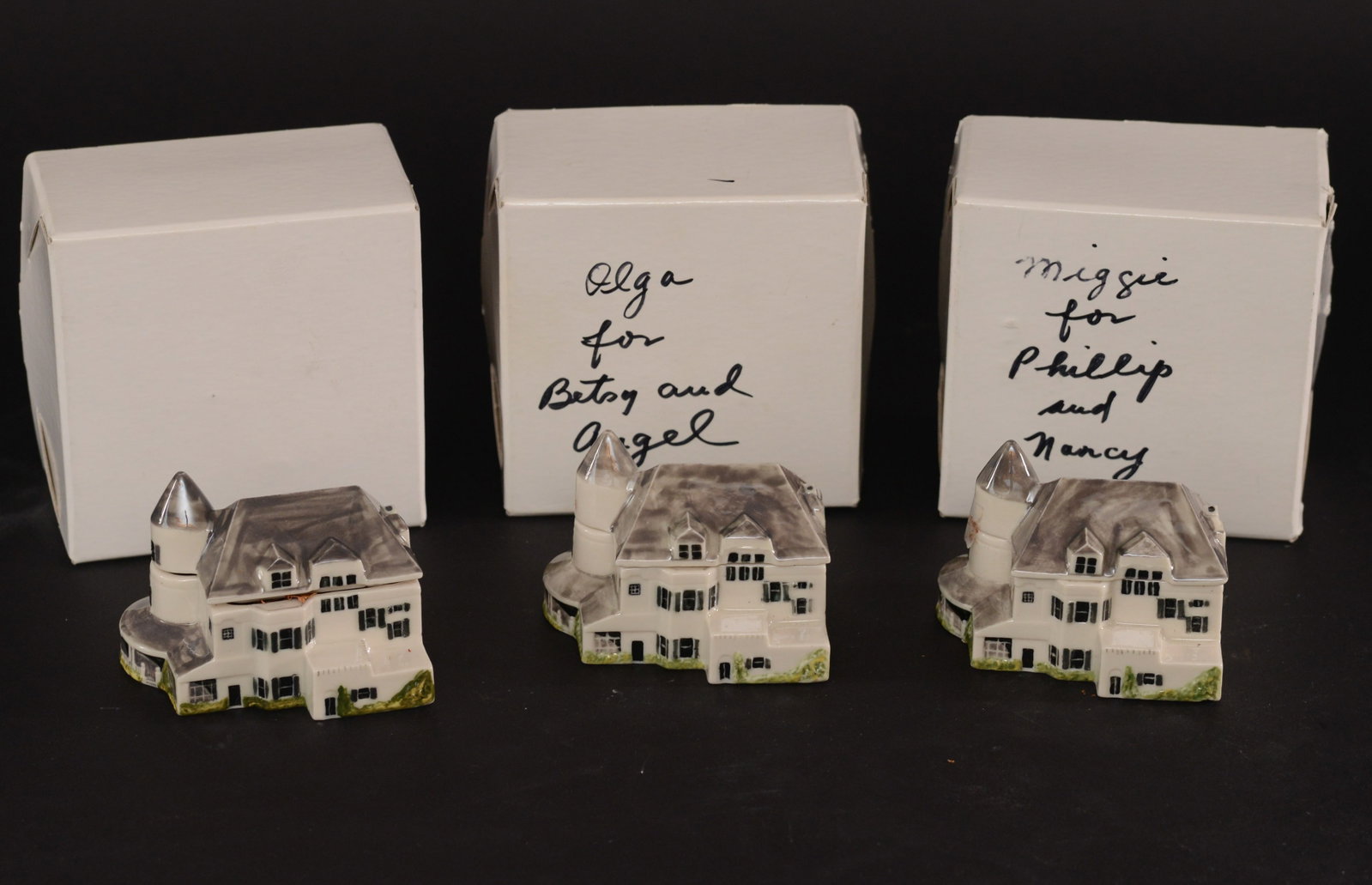 Three Barbara Bush Signed Porcelain Boxes. - 4