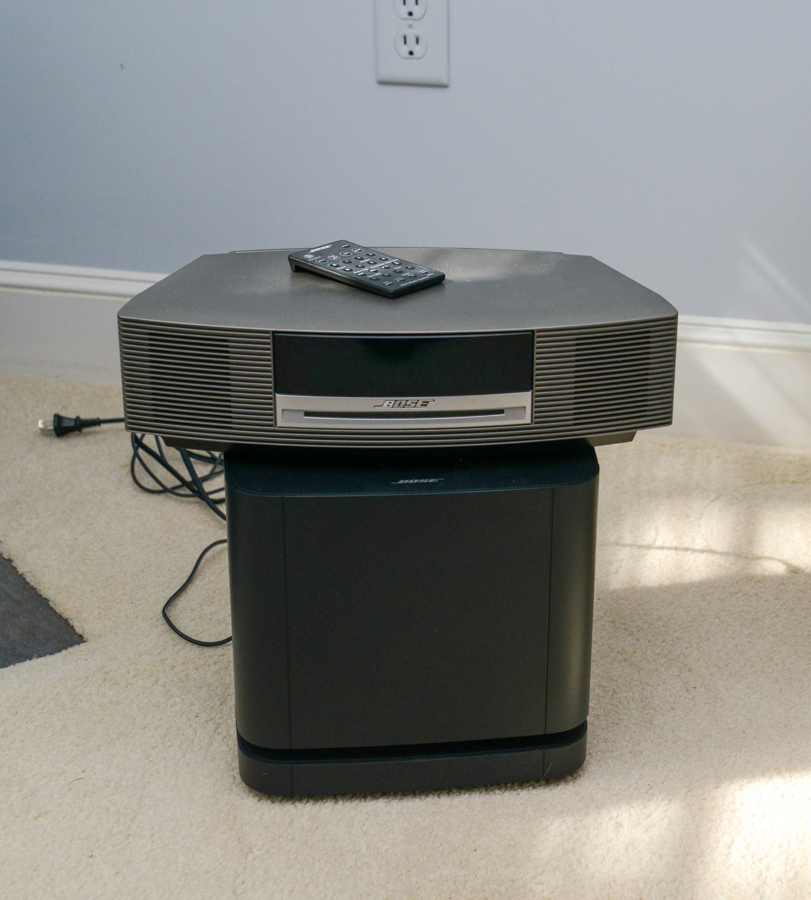Bose Wave Radio and Bass Module.: Good condition.