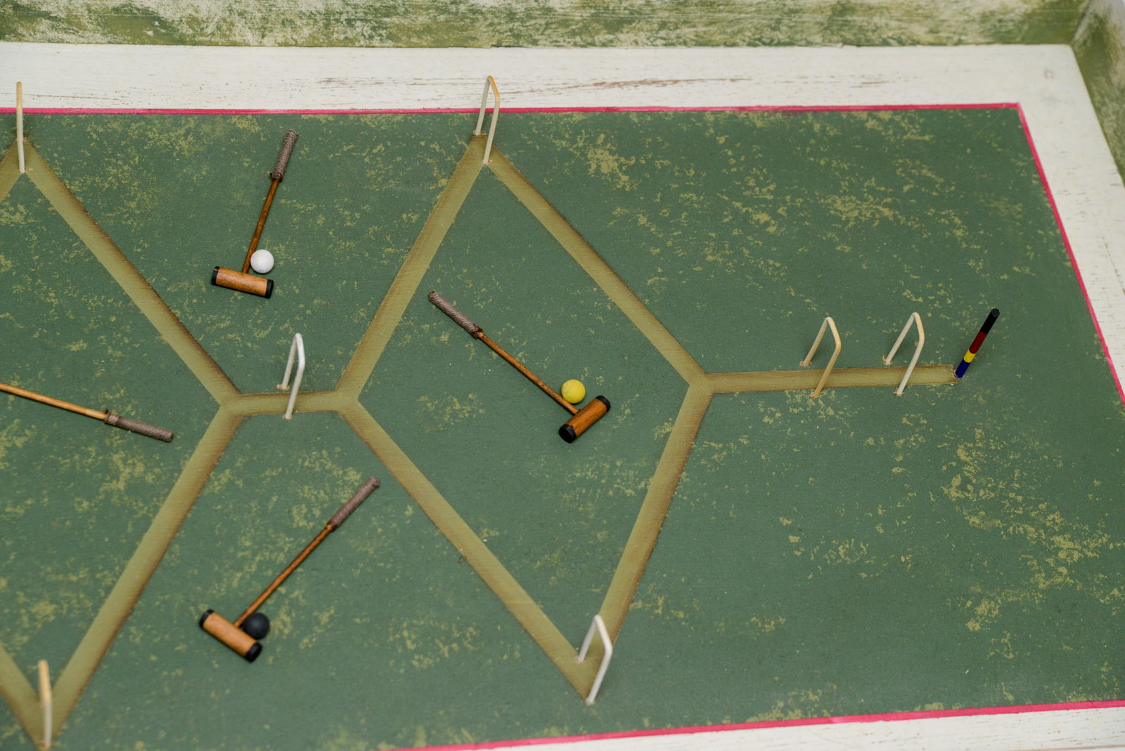 Coffee Table With Mini Croquet. - 3