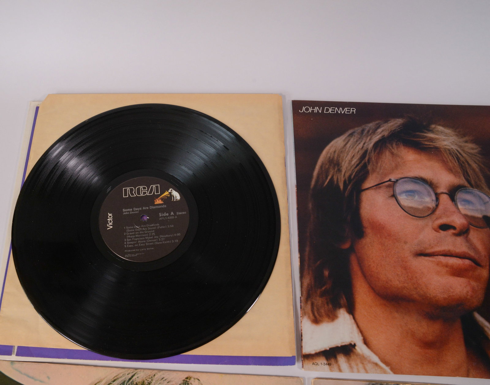 Five John Denver Records. - 5