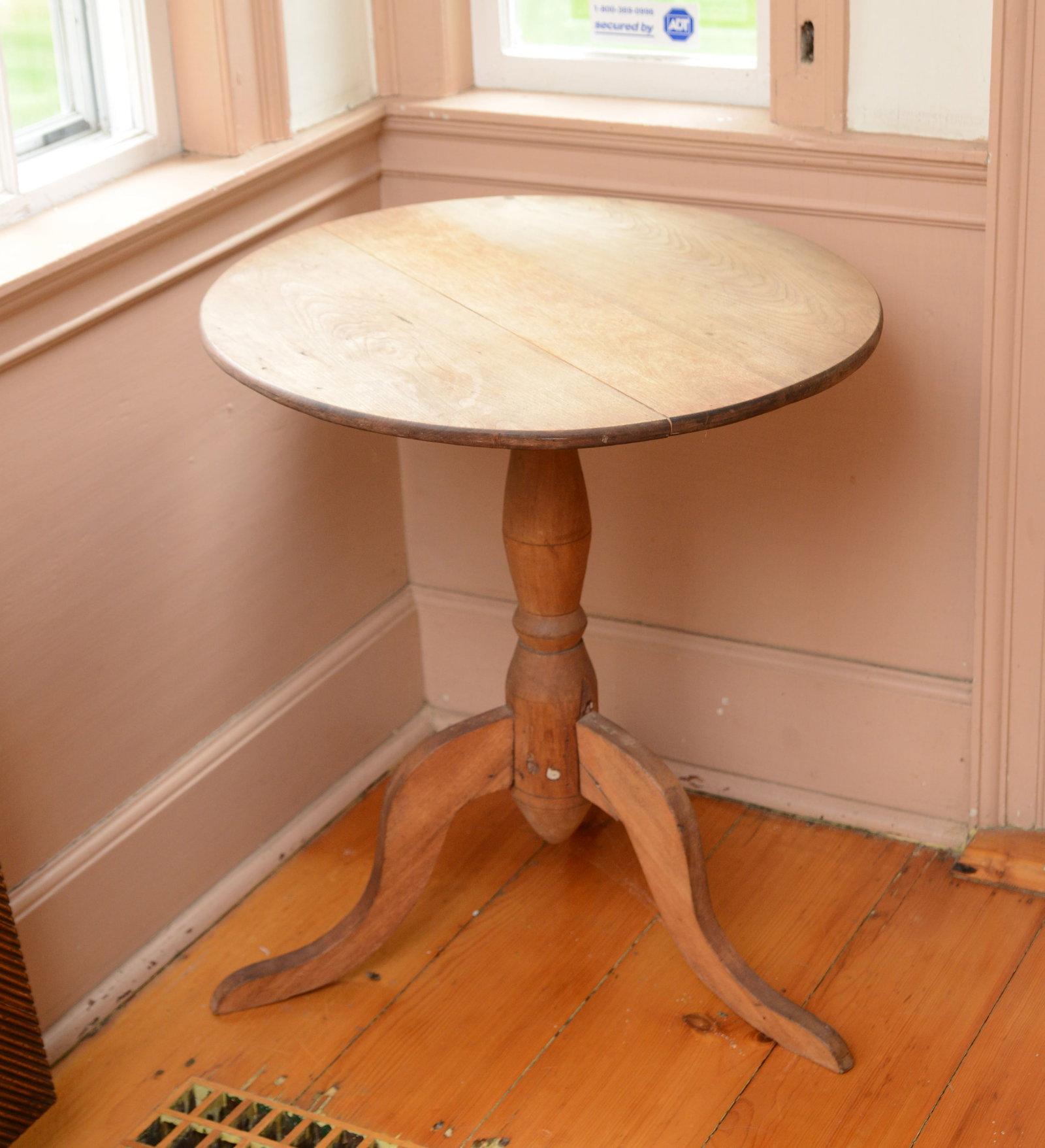New England Maple Candlestand.: Height 27.5 inches, diameter 23 inches. NO SHIPPING AVAILABLE. This item must be picked up Friday, June 19th in Kennebunkport, Maine.
