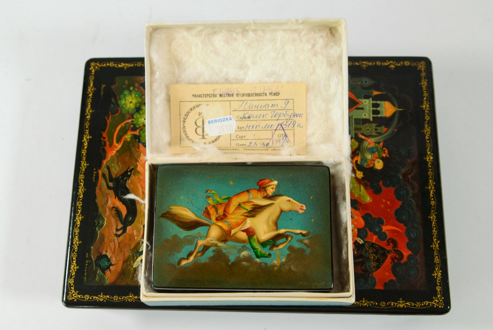 Two Russian Lacquer Boxes. - 3