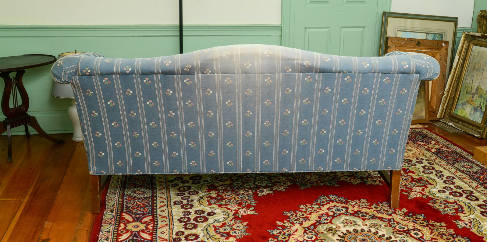 Hepplewhite Style Sofa. - 3