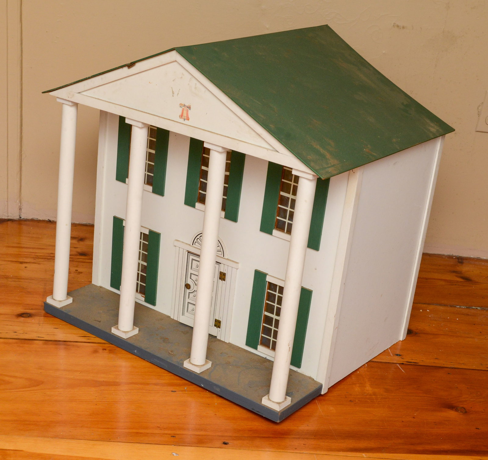 Large Greek Revival Dollhouse. (1 of 3)