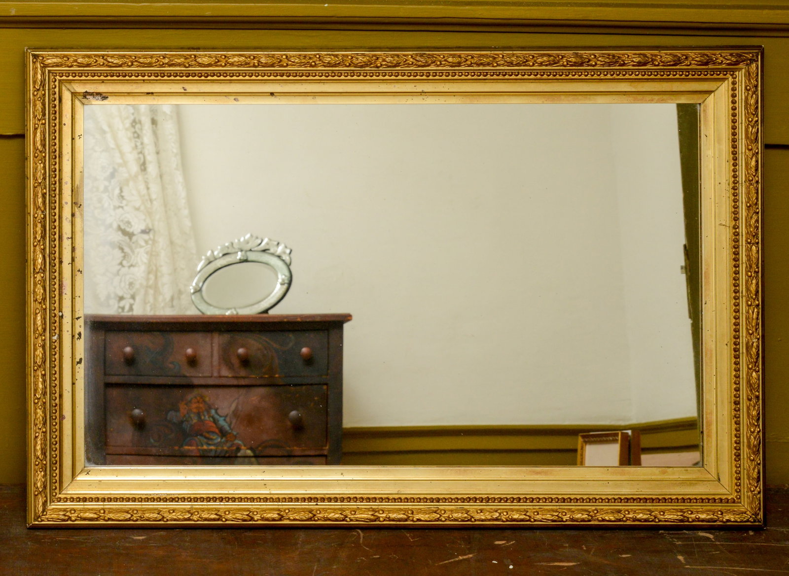 Gilt Mirror. (1 of 2)