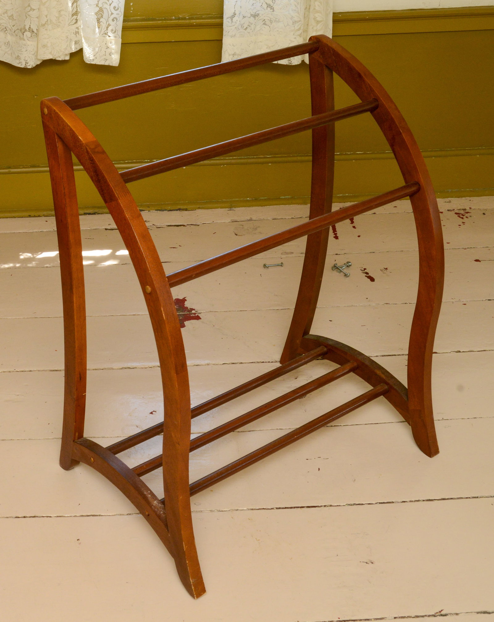 Mahogany Towel Rack.: 36 x 30 x 15 inches.