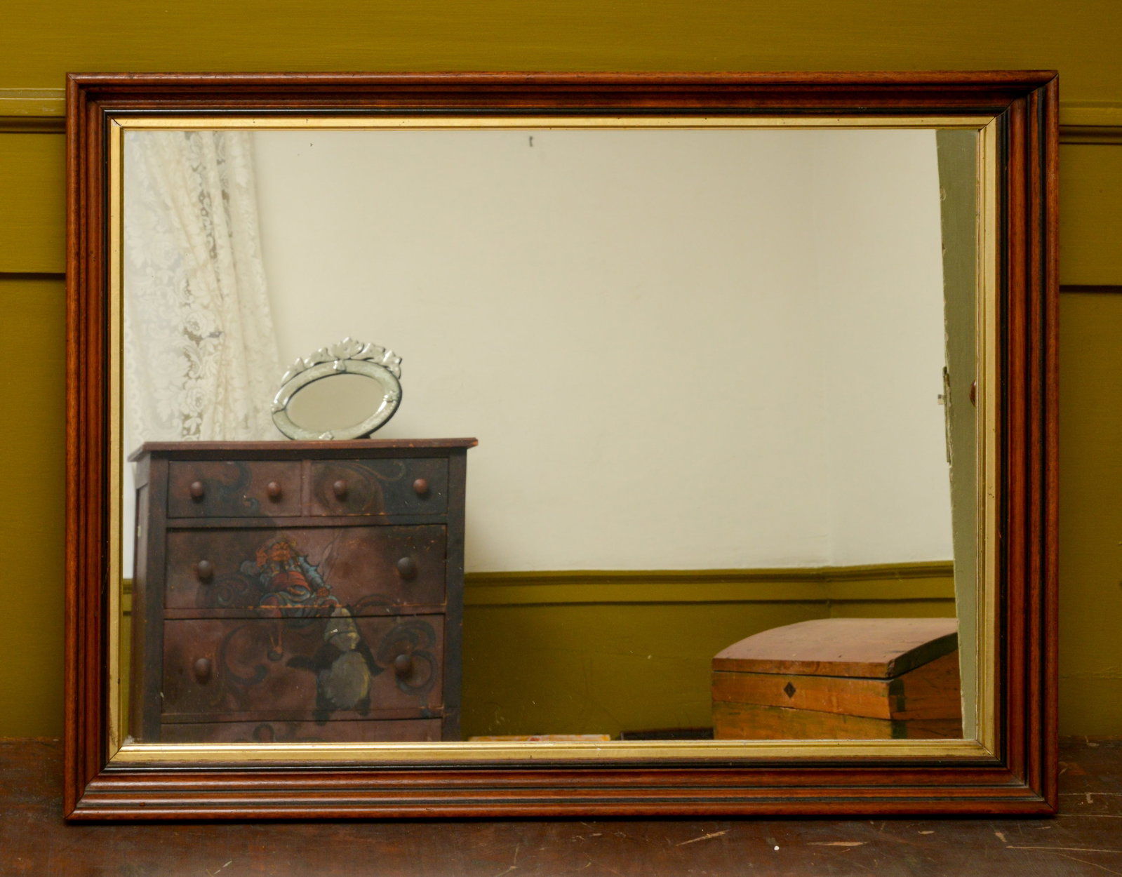 Walnut Ogee Mirror.: 32 x 23 inches.