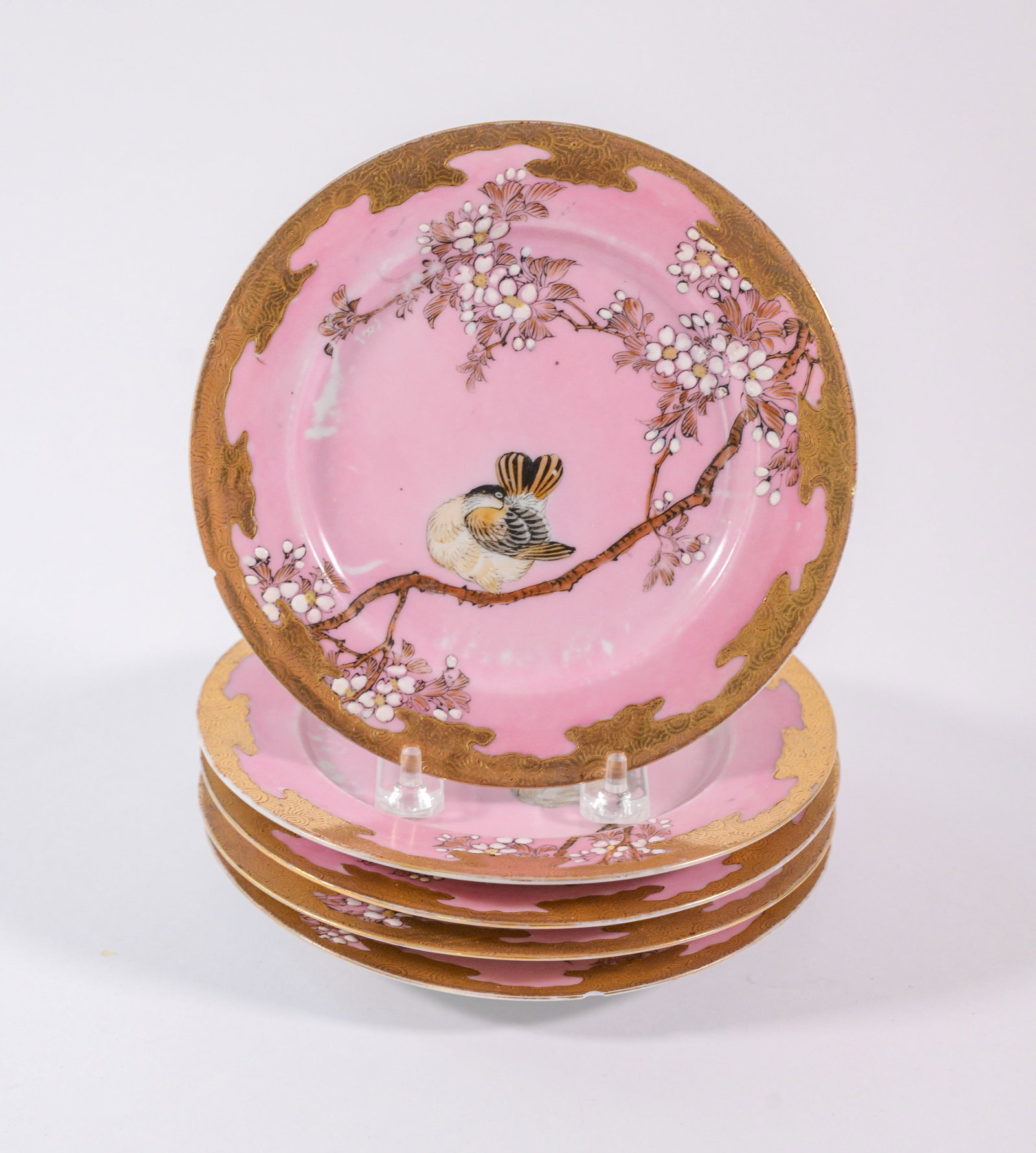 Five Gilt Rimmed Plates With Birds.: Diameter 7 inches. One with chip.