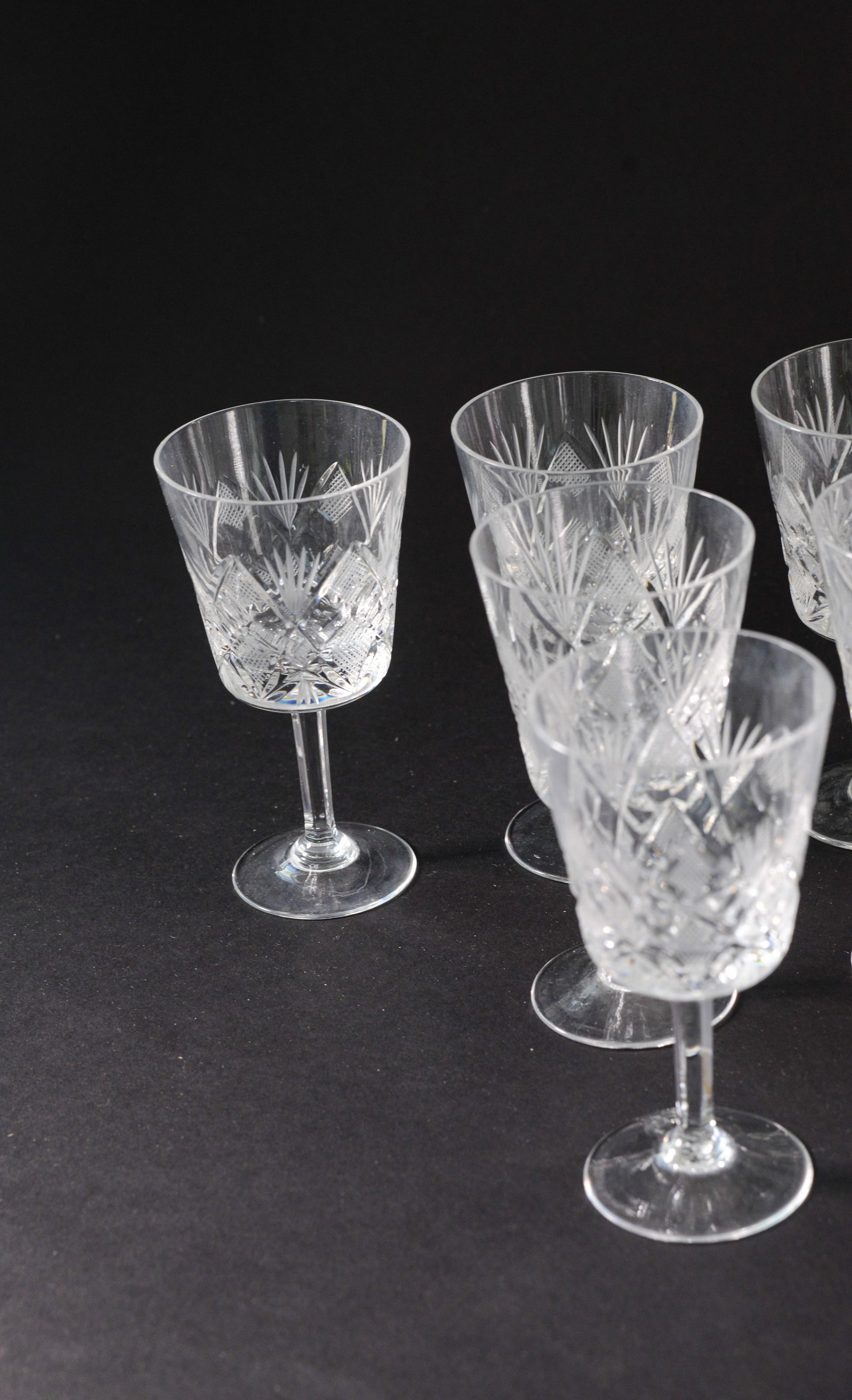 Twelve Crystal Stem Glasses. - 2