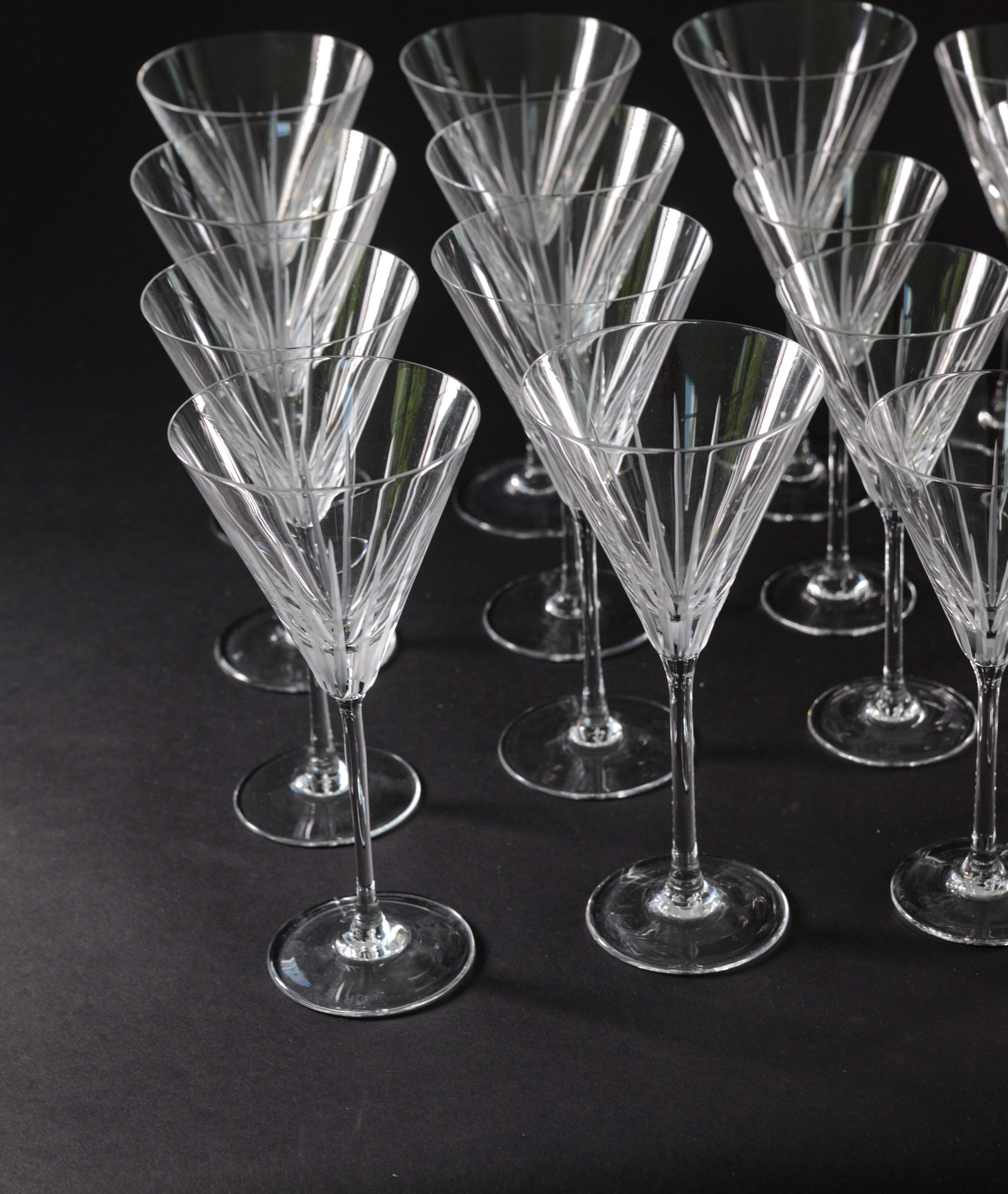 Twenty Two Stem Glasses. - 4