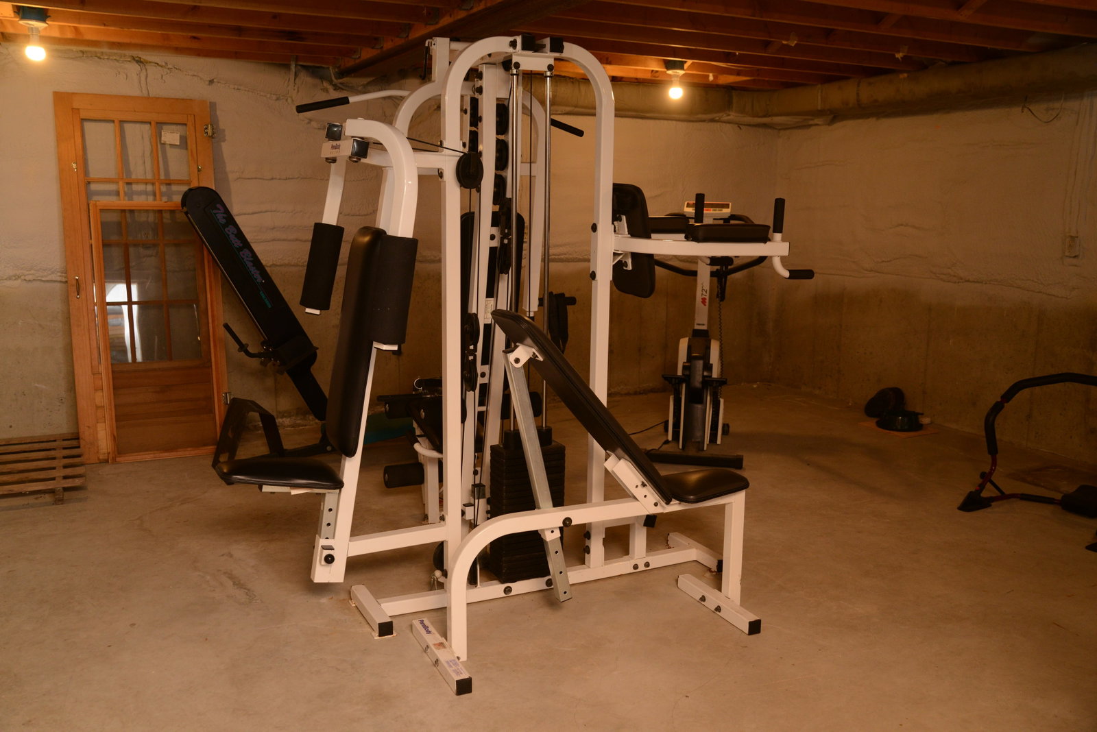ParaBody EX500 Home Gym: Good condition. NO SHIPPING AVAILABLE. This item must be picked up Friday, June 19th in Kennebunkport, Maine. Bring loading help, your first workout with this machine will be hauling it out of the
