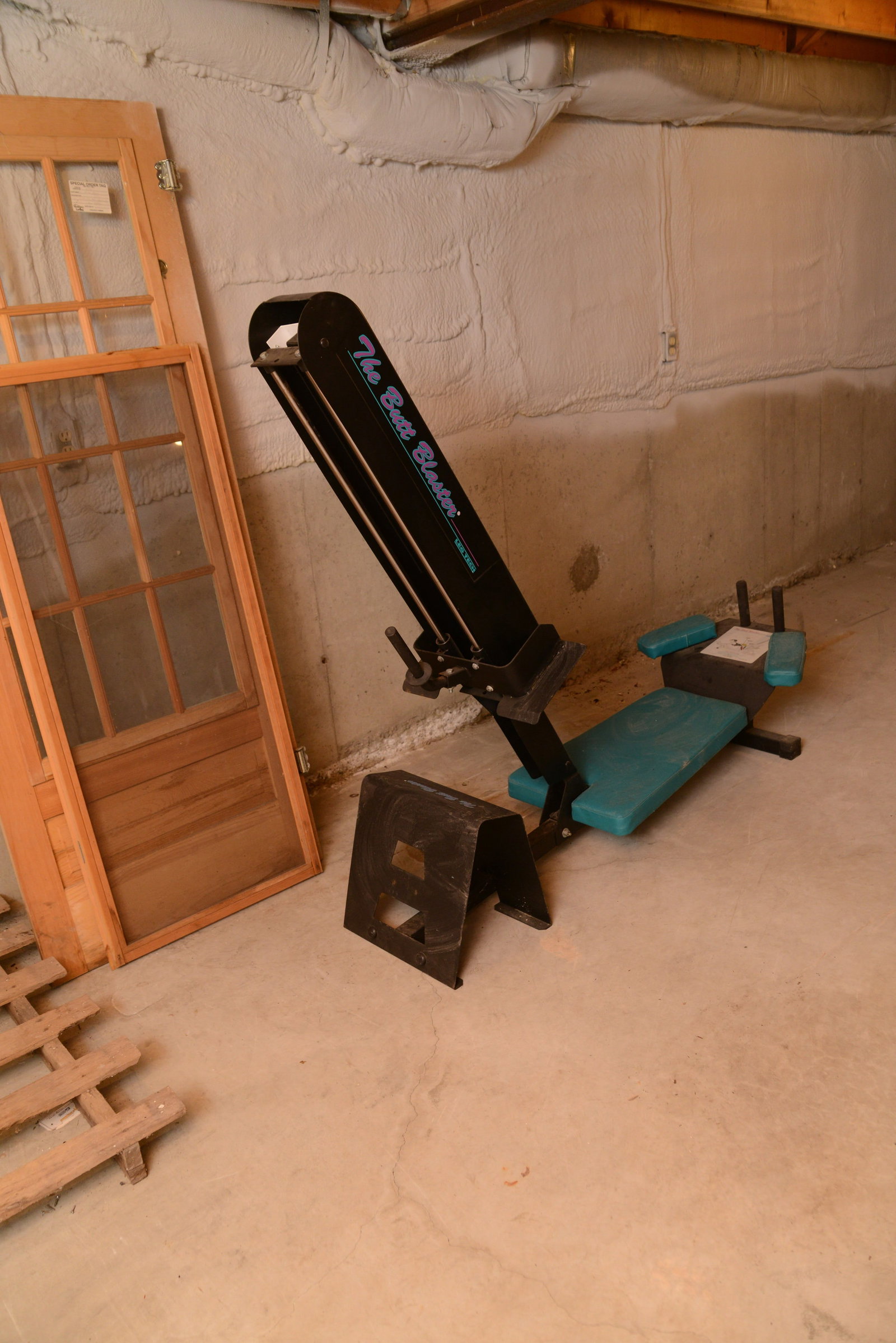 Butt Blaster Workout Machine. (1 of 1)