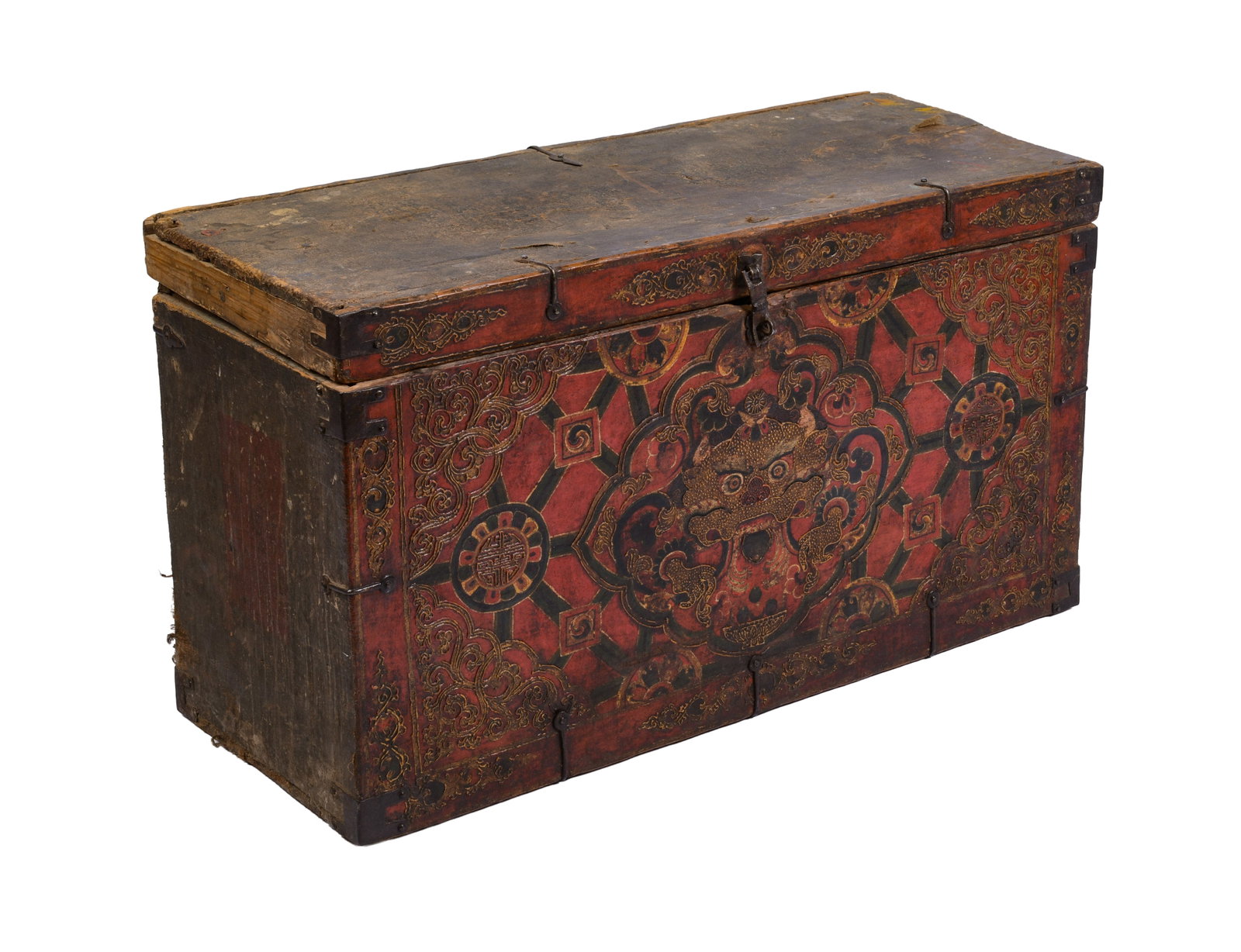 Asian Carved and Painted Trunk With Dragon.: 17 x 30.5 x 12 inches. Top is loose.