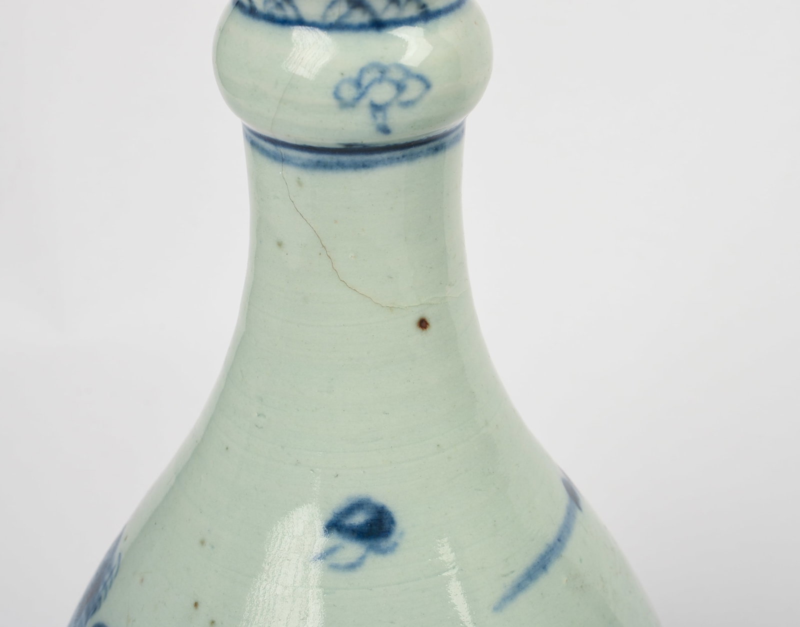 Five Chinese Porcelain Items - 4