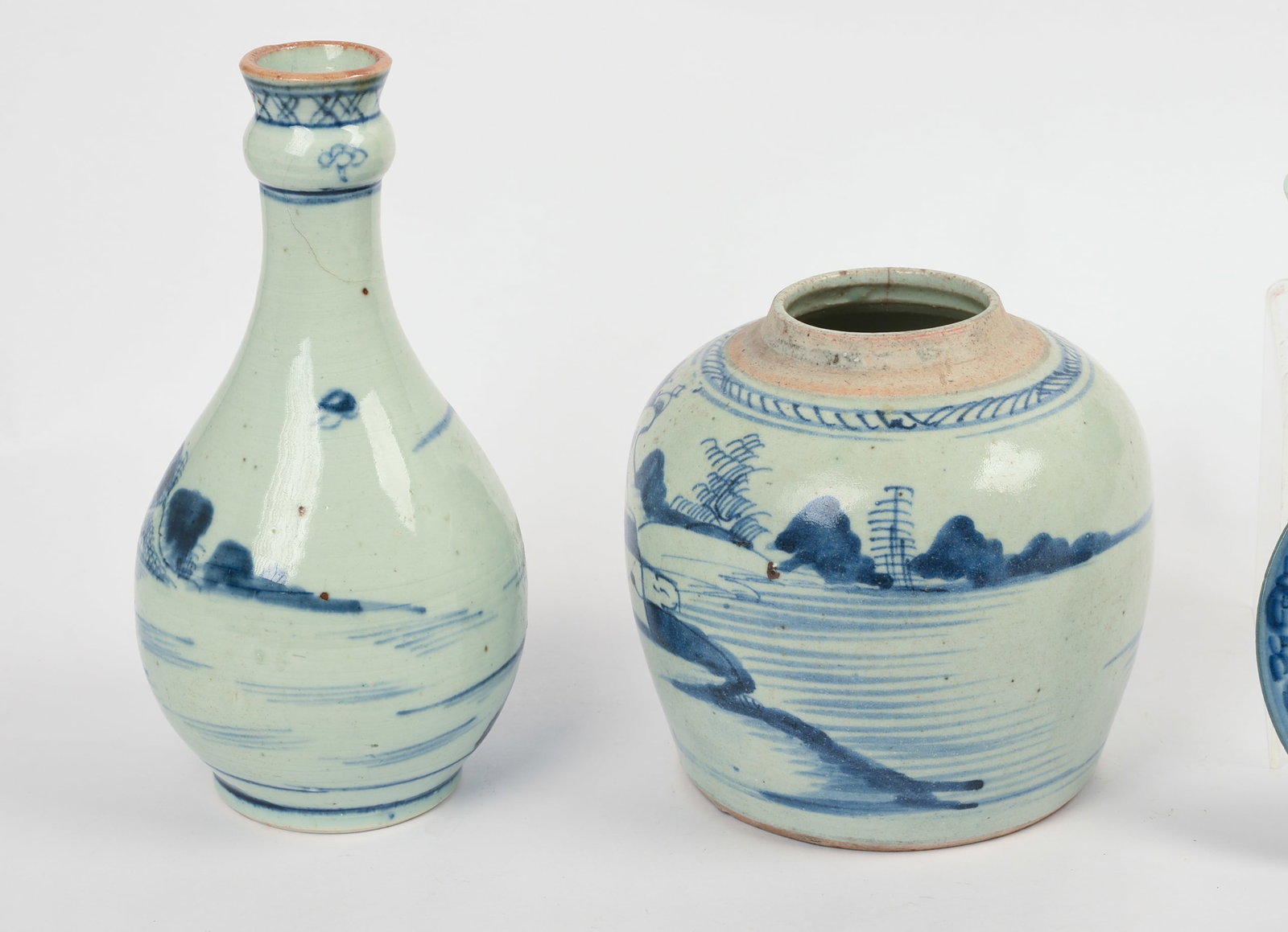 Five Chinese Porcelain Items - 5