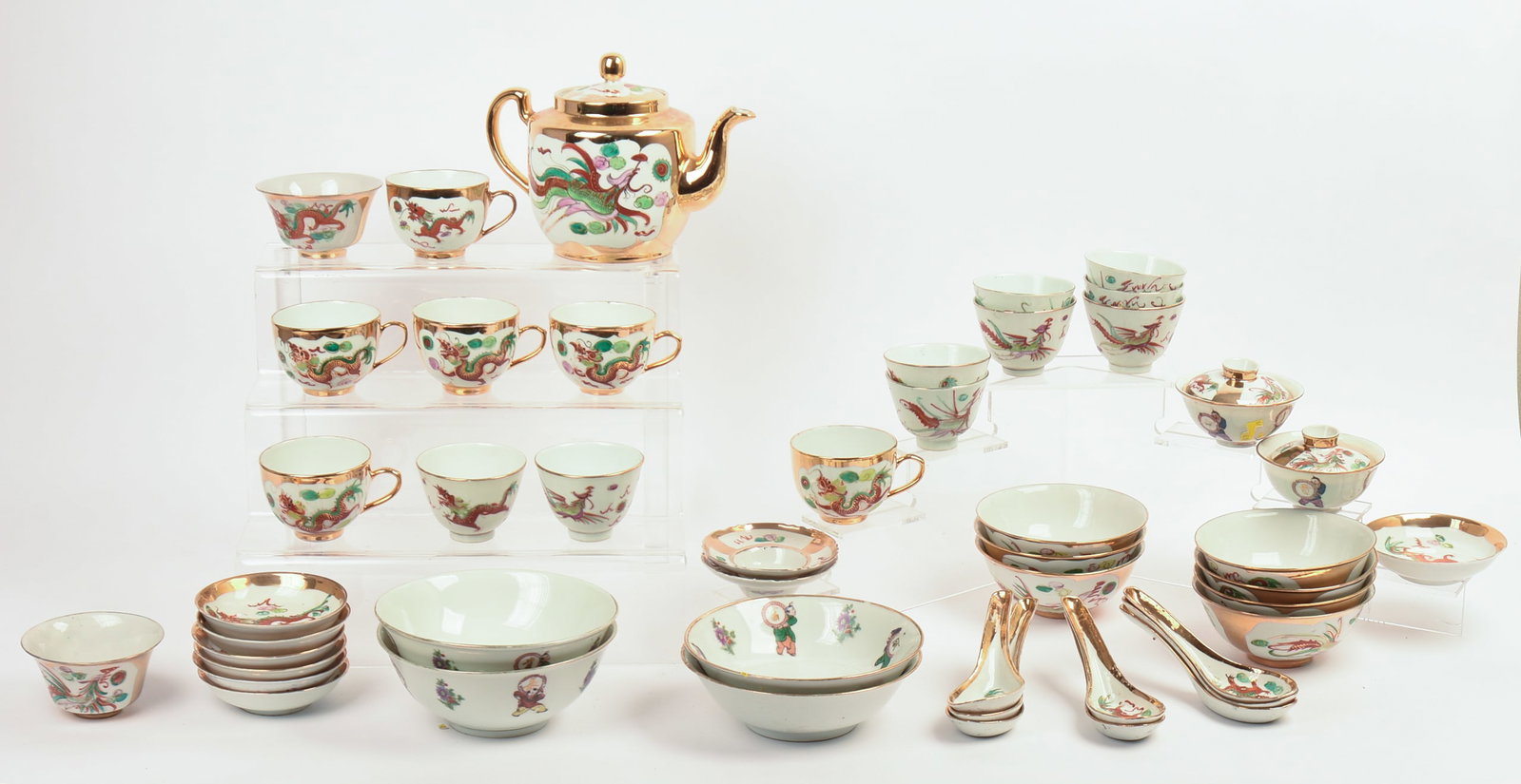 Chinese Gilt Tea Service With Dragons. (1 of 13)